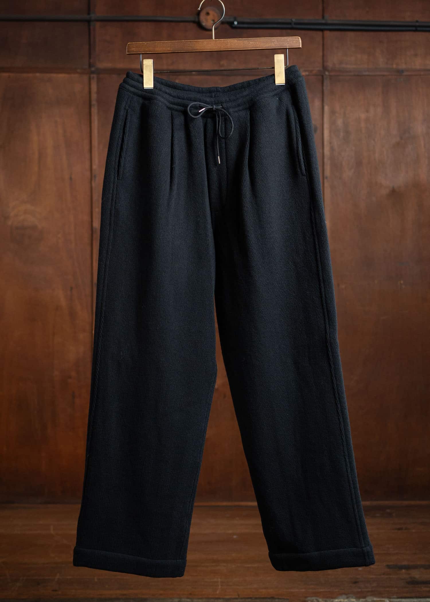 ITOH Herringbone Drawstring Pants Black IT.024.15.133