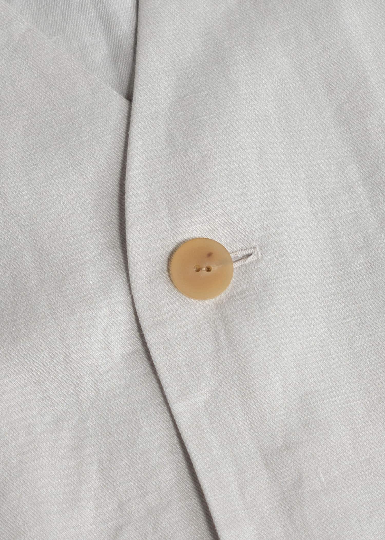 ZIIIN CARDIGAN JACKET WHITE