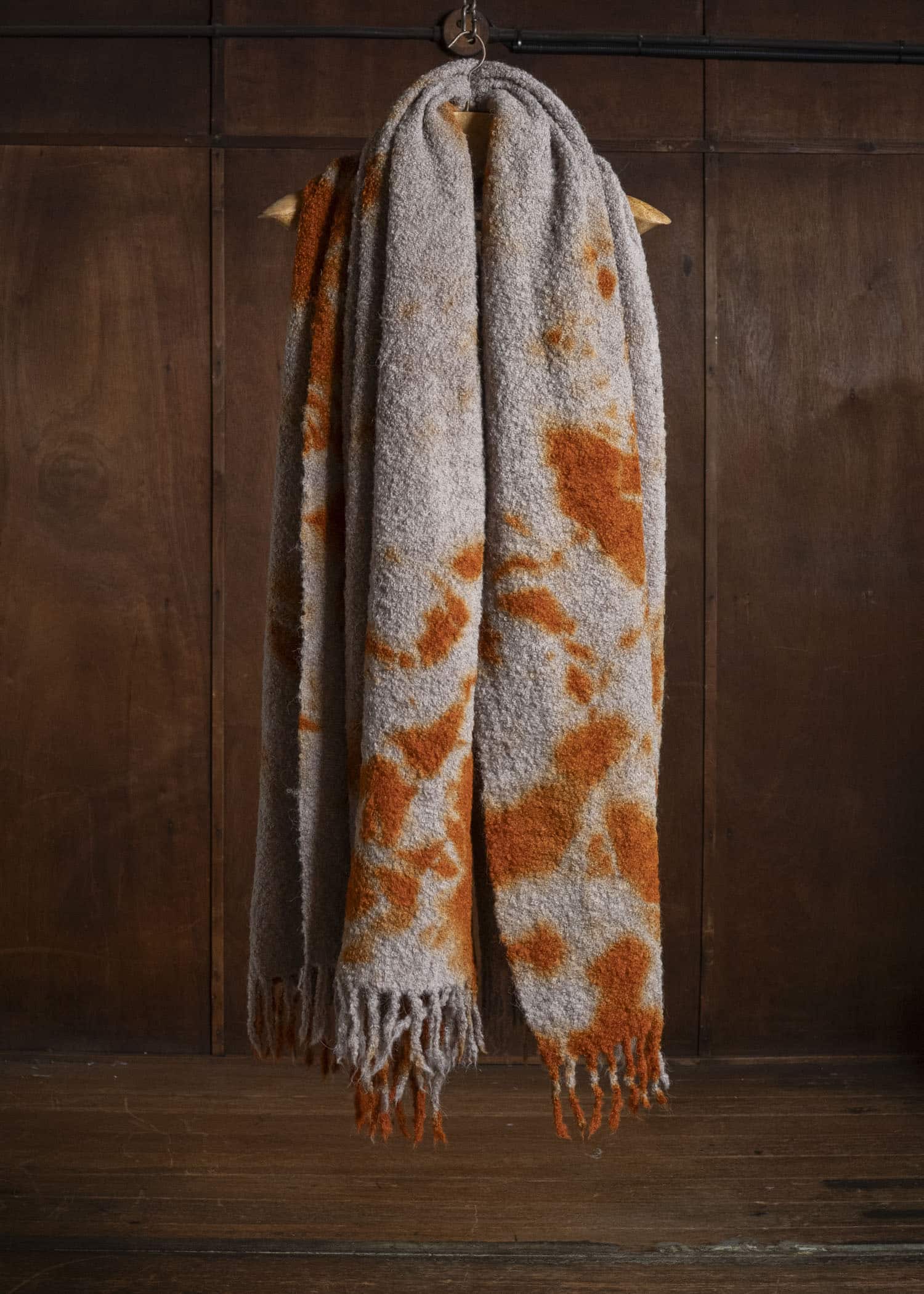 SUZUSAN 1002AP-010 Hand Woven Bouclé Throw 4477 Burnt Orange - Marron