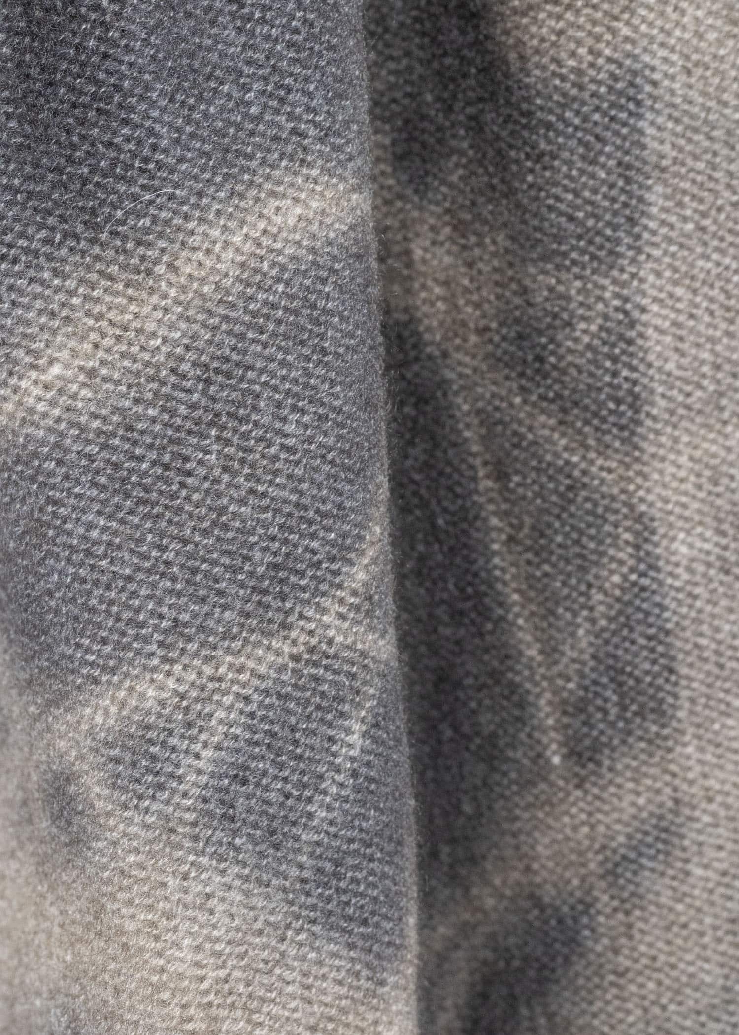 SUZUSAN 0025K-010 Cashmere Knit Travel Shawl Madara Shibori 1365 Silver Grey - Light Coffee