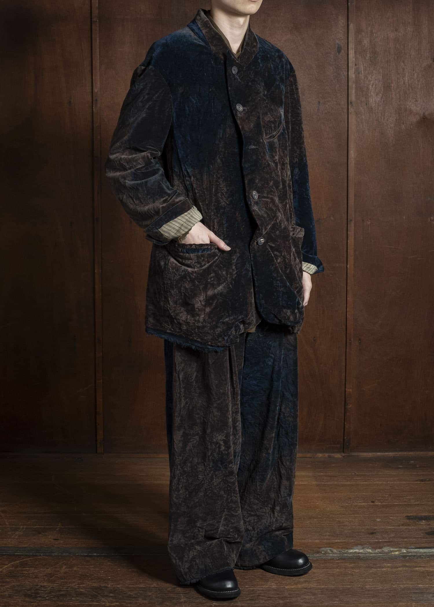 ZIGGY CHEN 0M2530905 VELVET STAND COLLAR BLAZER 25