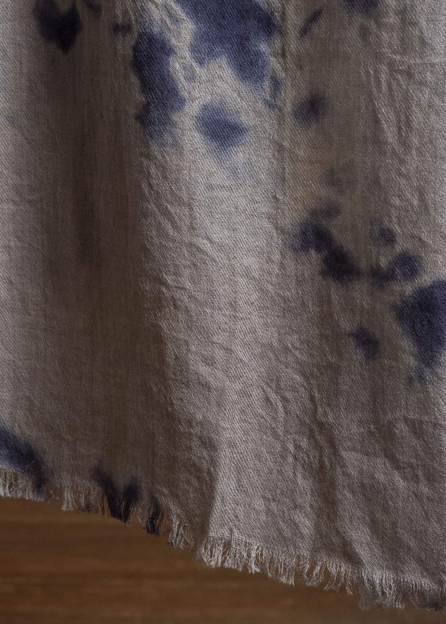 SUZUSAN 0013W-010 Hand Woven Baby Wool Shawl Madara Shibori 7165 Dark Purple - Light Coffee