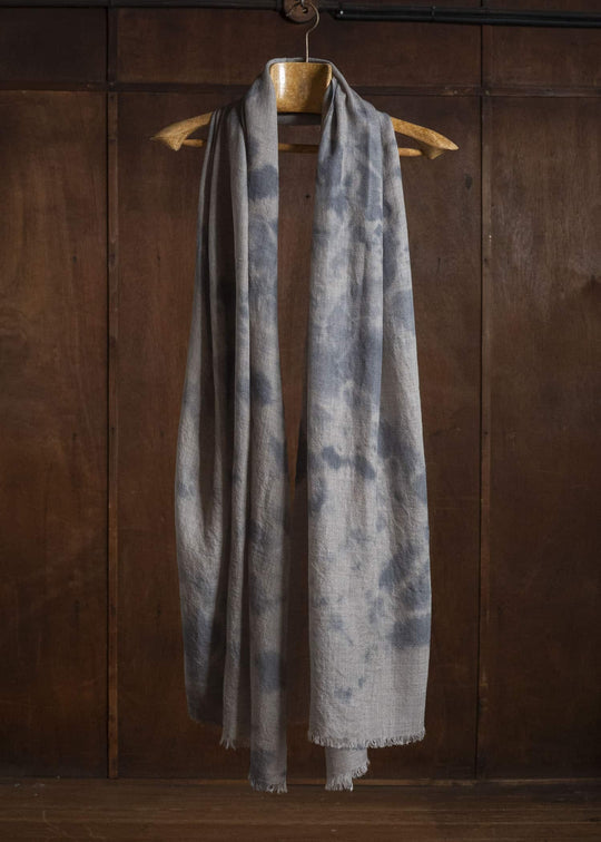 SUZUSAN 0013W-010 Hand Woven Baby Wool Shawl Madara Shibori 1365 Silver Grey - Light Coffee