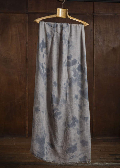 SUZUSAN 0013W-010 Hand Woven Baby Wool Shawl Madara Shibori 1365 Silver Grey - Light Coffee