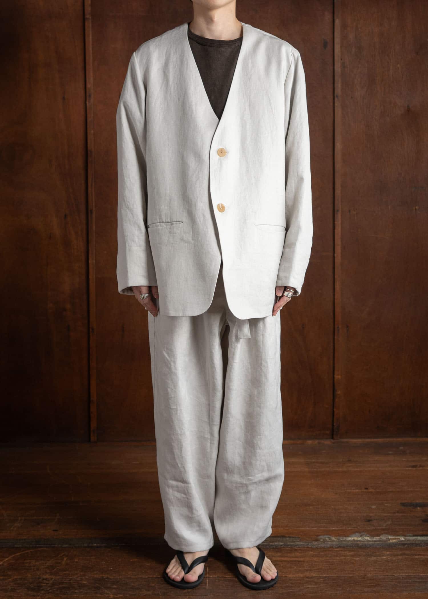 ZIIIN CARDIGAN JACKET WHITE