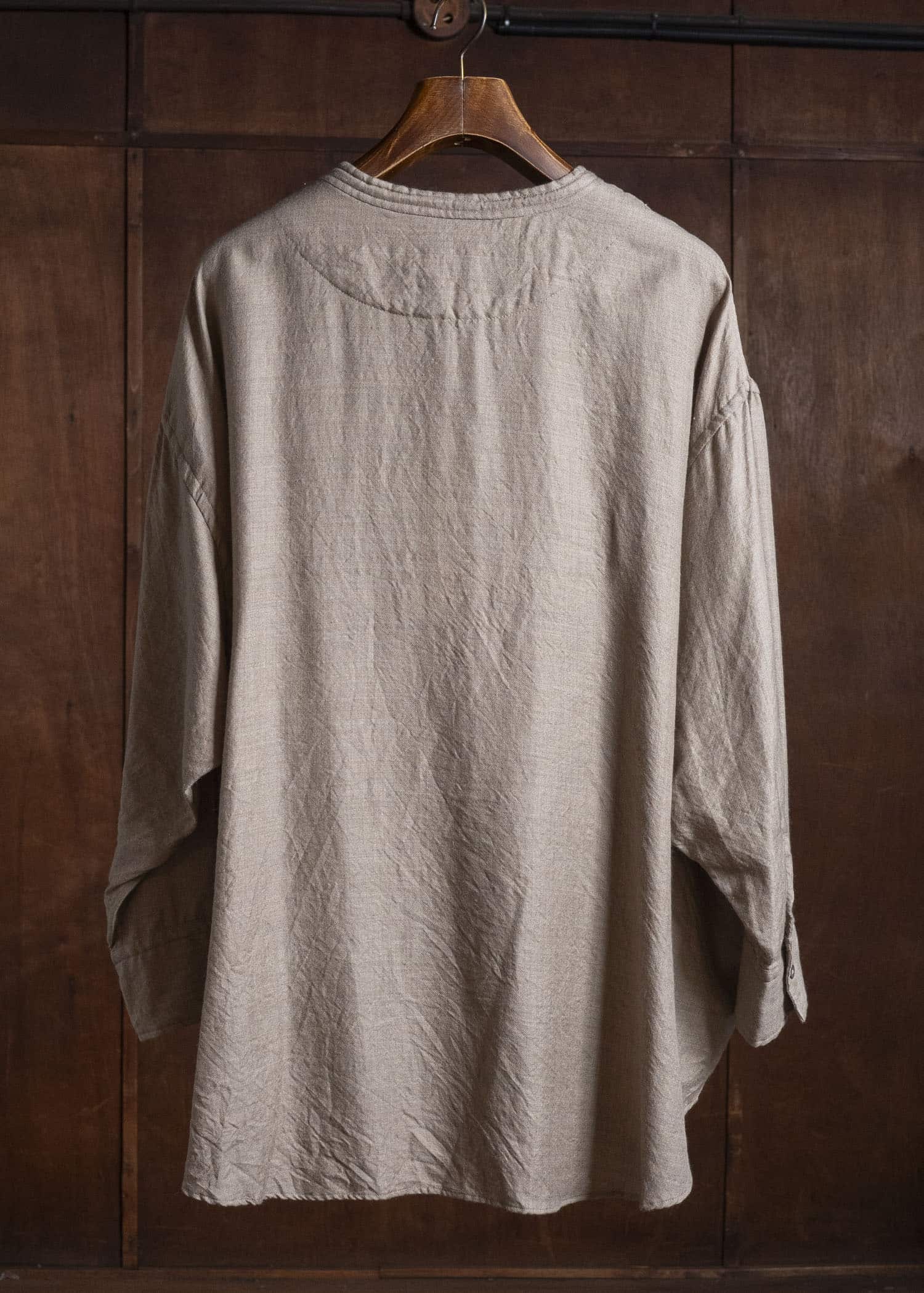 amachi. AY19S-1055-26AW Kashmir Wool Shirt Natural Brown