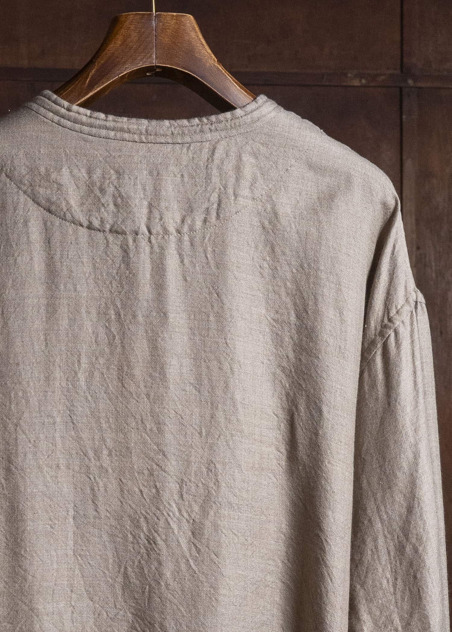 amachi. AY19S-1055-26AW Kashmir Wool Shirt Natural Brown