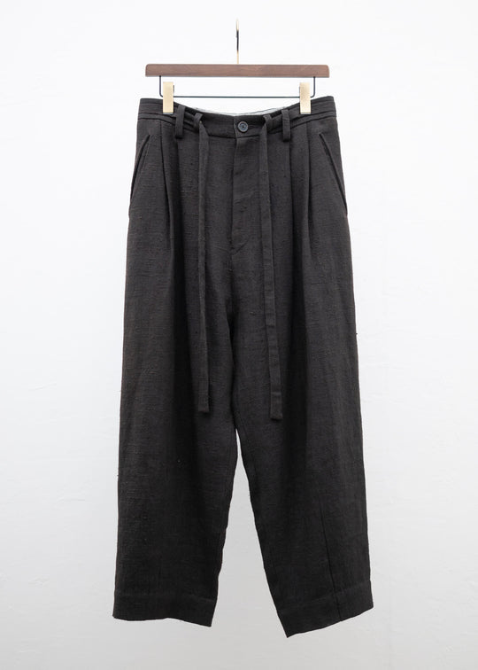 ZIGGY CHEN FRONT PLEATS TAPERED TROUSERS