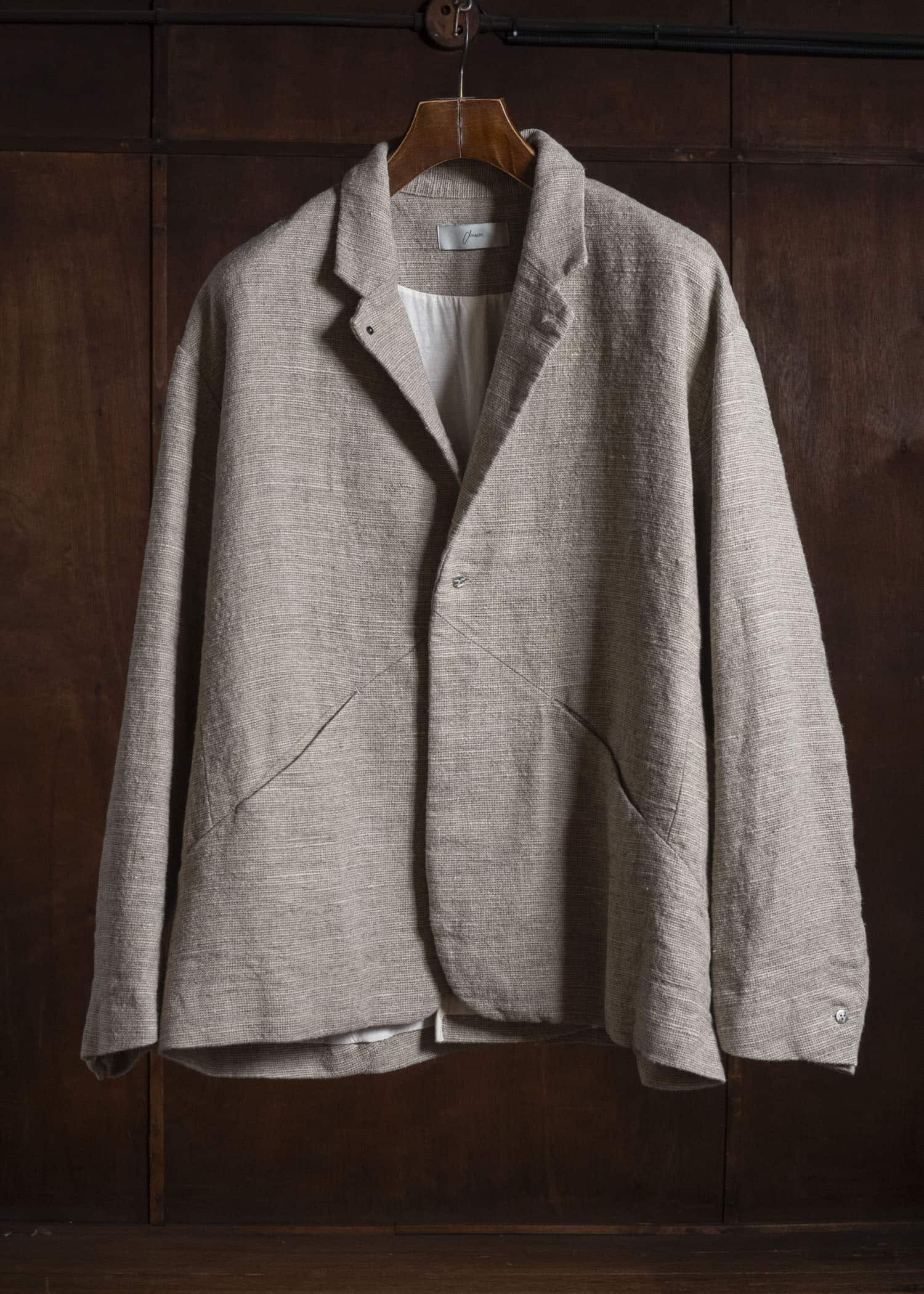 amachi. AY19J-2095-26AW Elevation Jacket Natural Gold