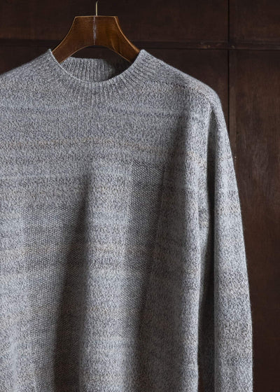 amachi. AY19K-4089 Gradation LOI Knit White Gray