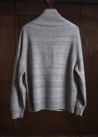 amachi. AY19K-4090 Gradation TOR High Neck Cardigan White Gray