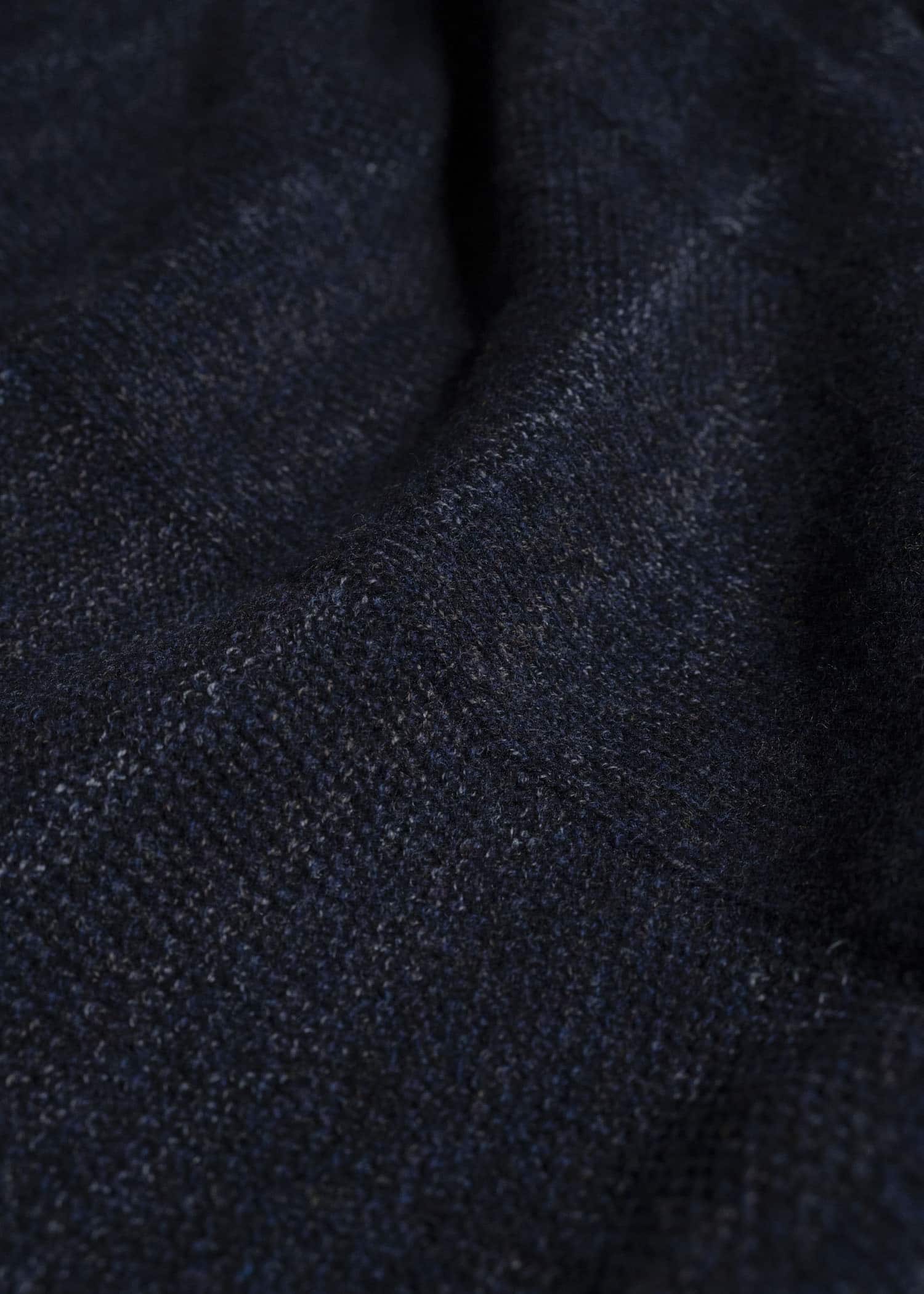 amachi. AY19K-4089 Gradation LOI Knit Navy Black