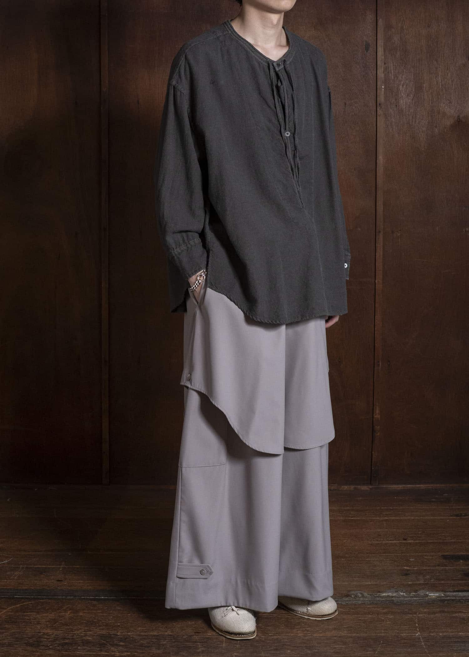 amachi. AY19S-1055-26AW Kashmir Wool Shirt Sumi