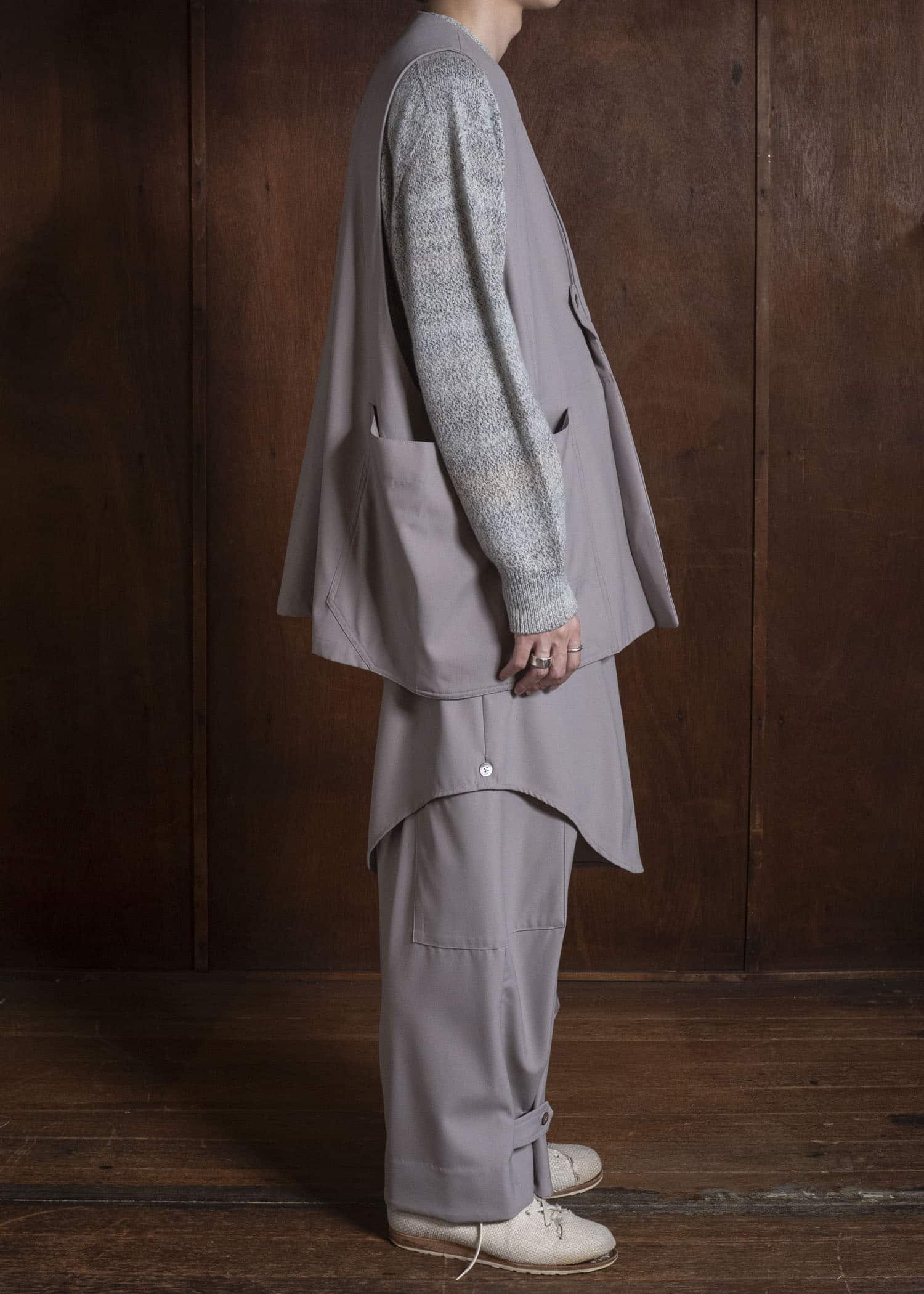 amachi. AY19V-1083-V Field Suit - 2 Way Vest Gray Beige