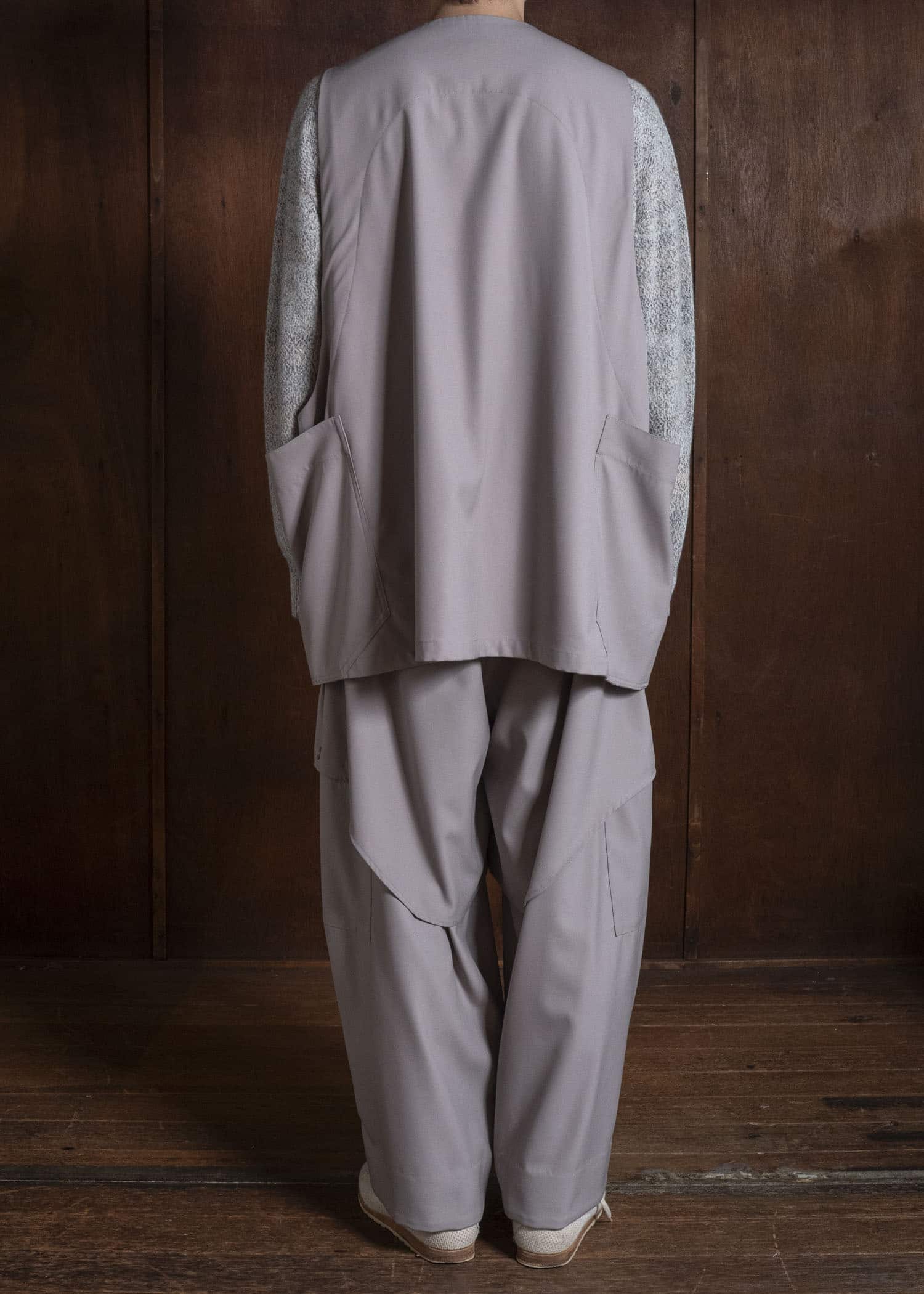 amachi. AY19V-1083-V Field Suit - 2 Way Vest Gray Beige
