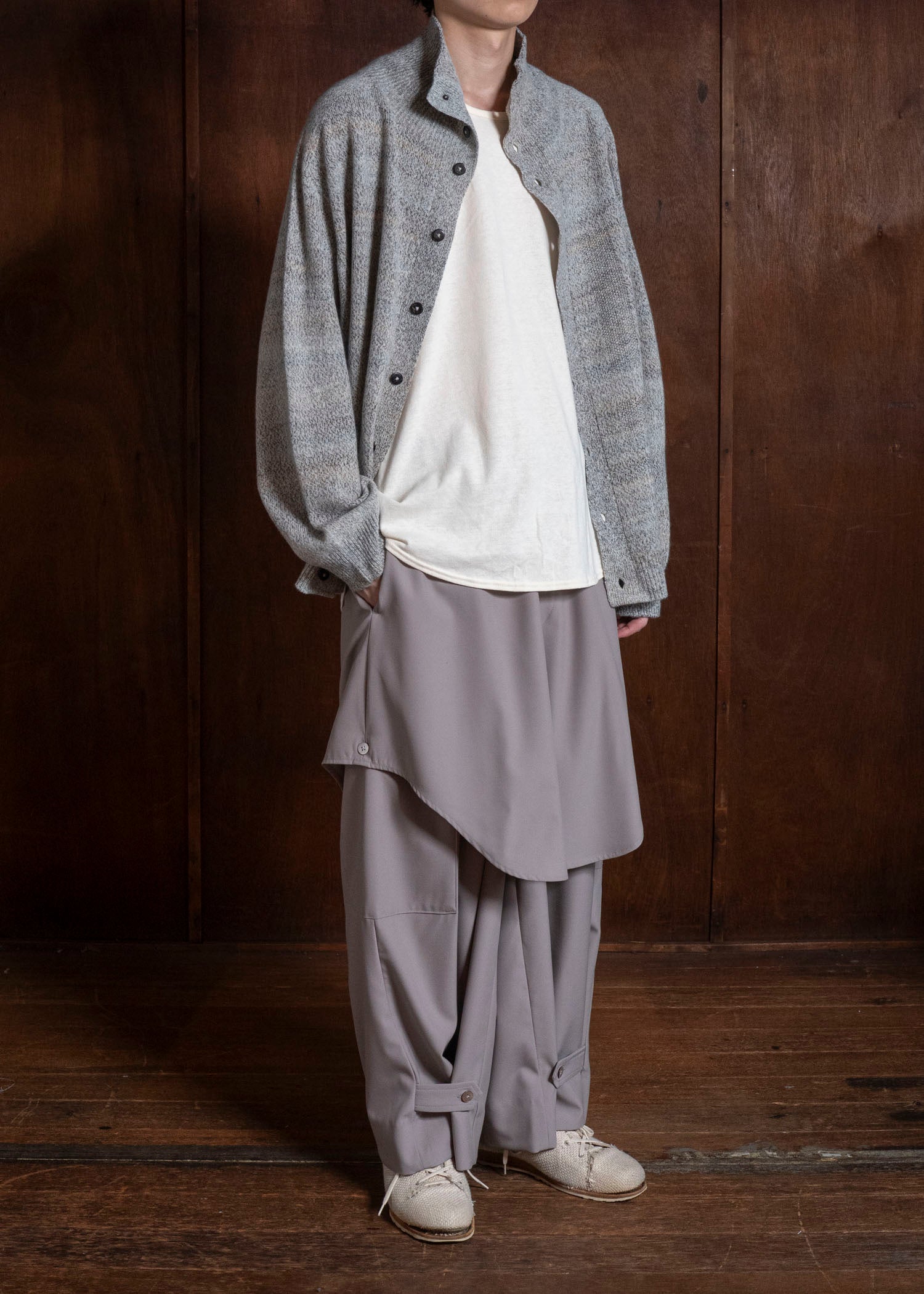 amachi. AY19B-3076-26AW Layered Utility Pants Gray Beige