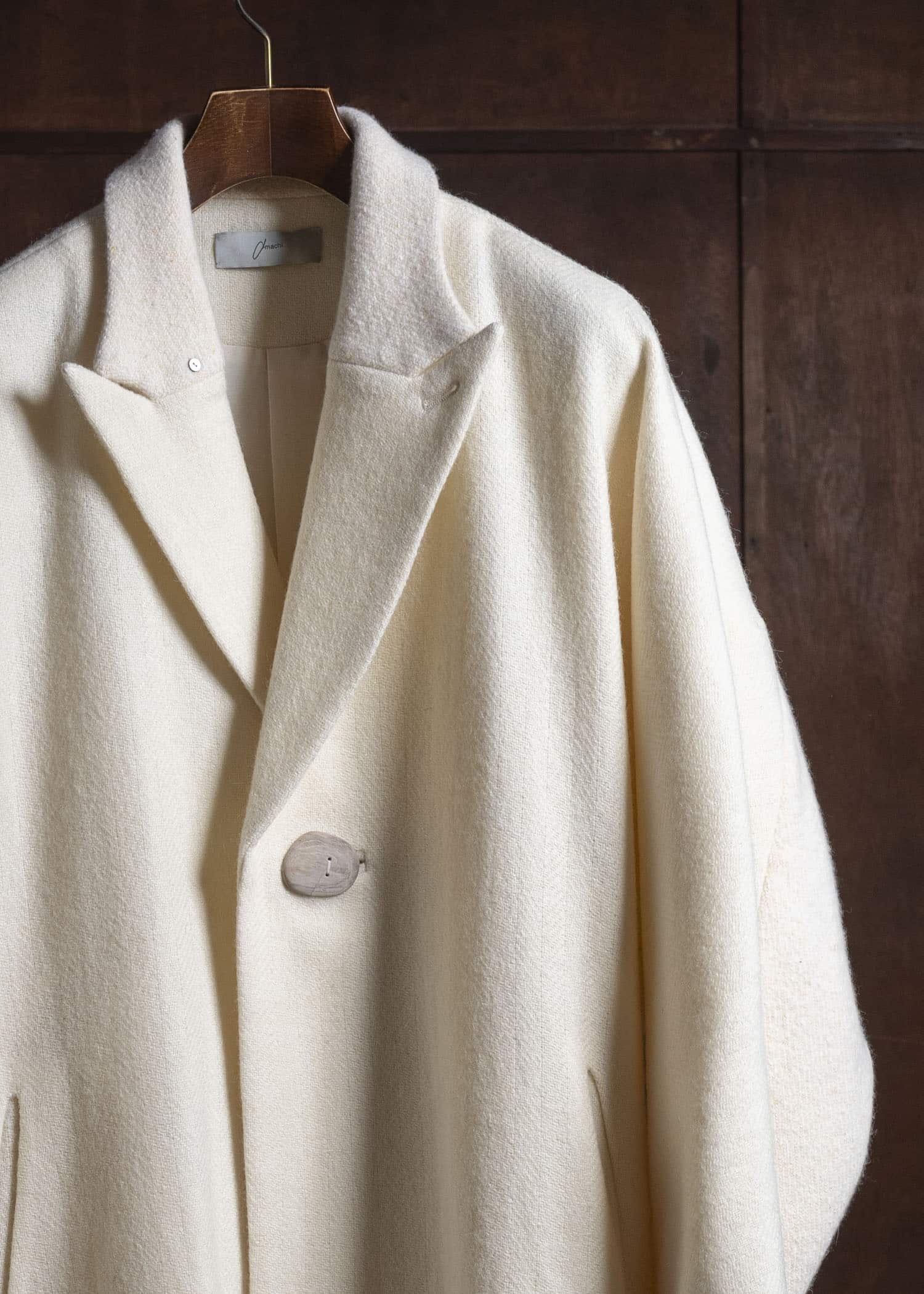 amachi. Covered Coat - 017[ Petrified wood button ] AY17C-2096 Off White