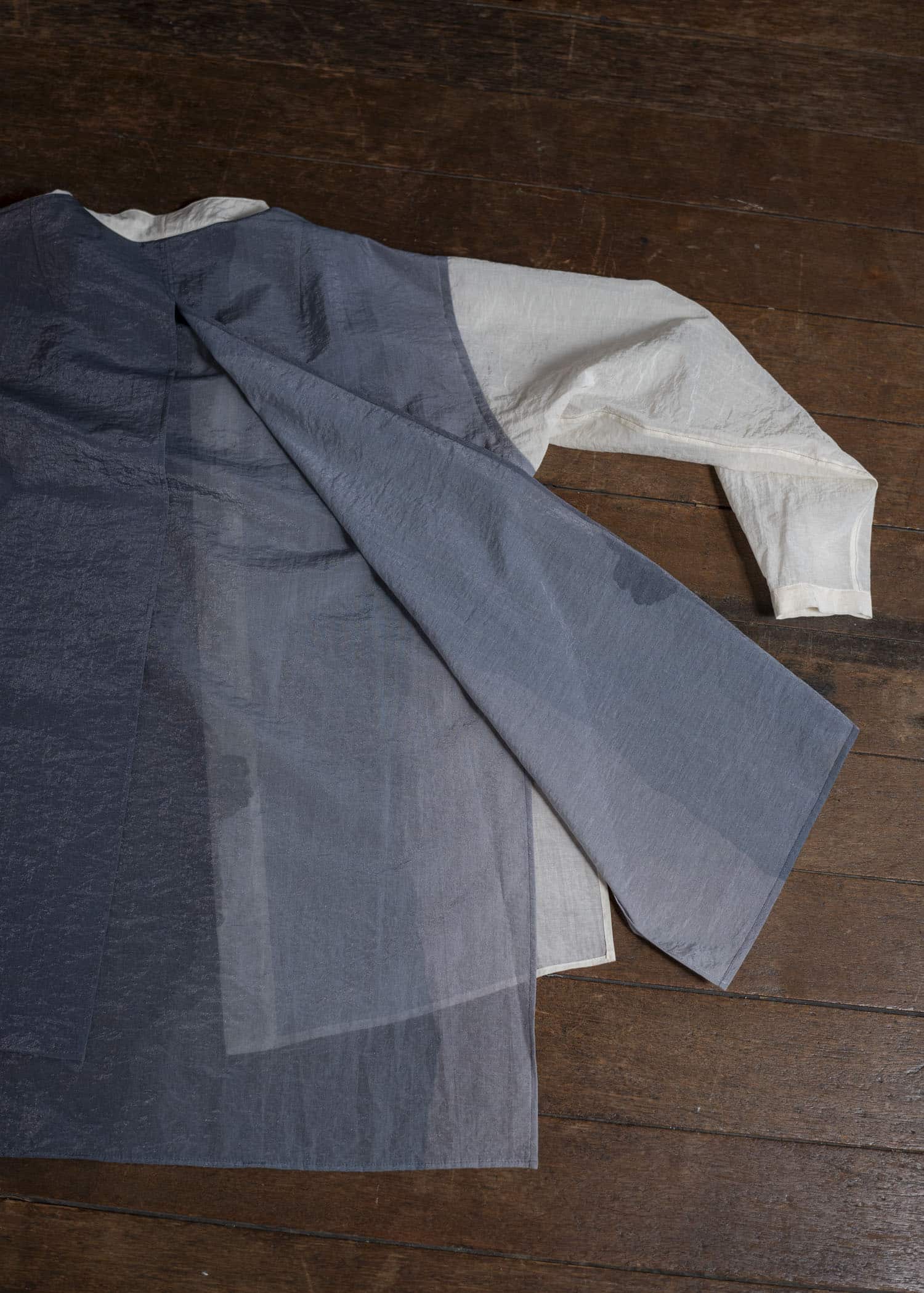 amachi. Membrane Dress Shirt [ × YURIKO TAKAGI ] CONTEXT Special order AY16-8 Mt. gradation
