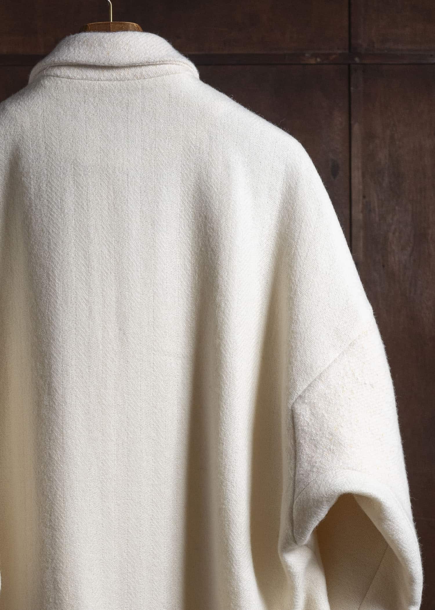 amachi. Covered Coat - 017[ Petrified wood button ] AY17C-2096 Off White