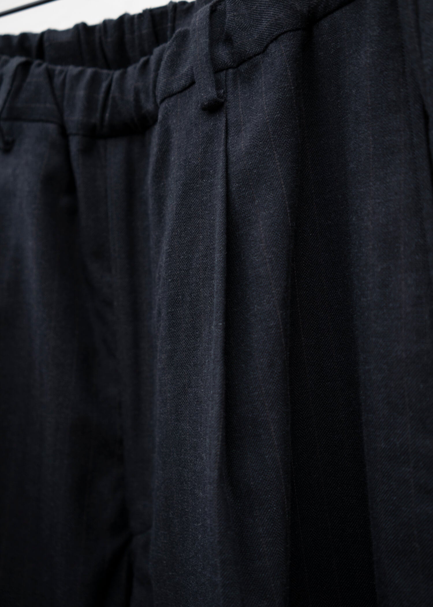 YOKO SAKAMOTO CLASSIC EASY TROUSERS / CHARCOAL GRAY