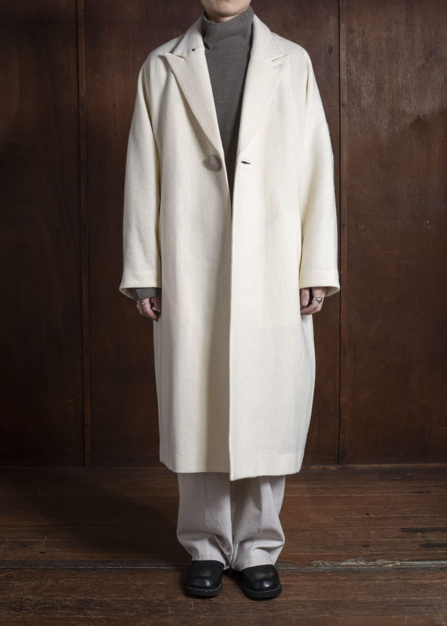 amachi. Covered Coat - 017[ Petrified wood button ] AY17C-2096 Off White