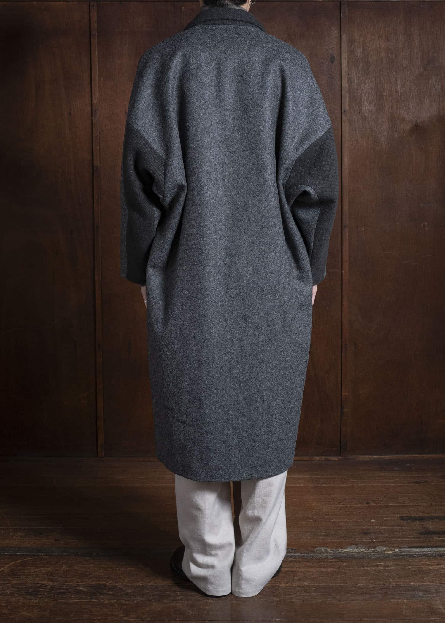 amachi. Covered Coat - 017[ Petrified wood button ] AY17C-2096 MIx Gray