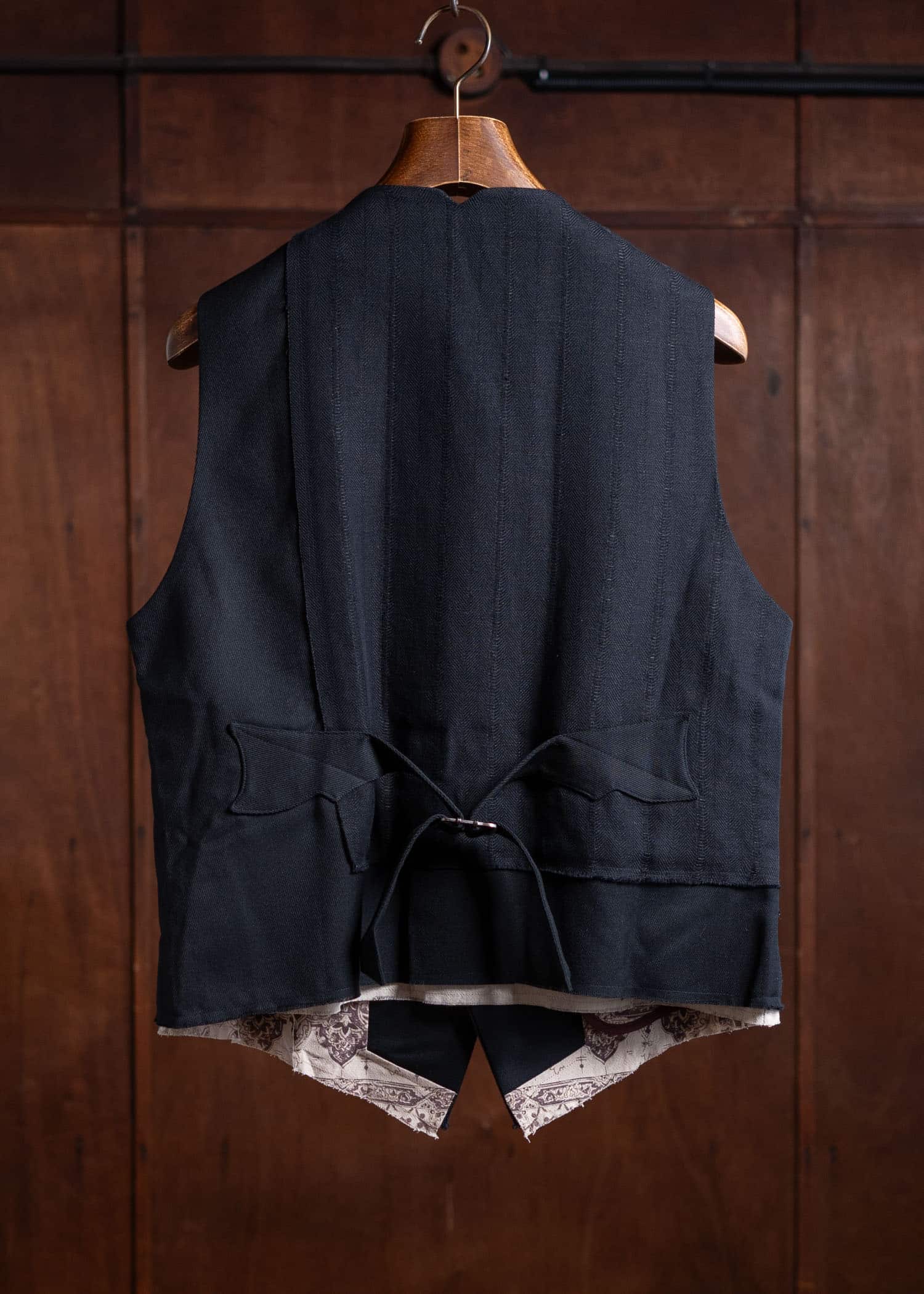 Professor.E Forgotten Materials- E Waistcoat Black 24FW-FM-VST-01