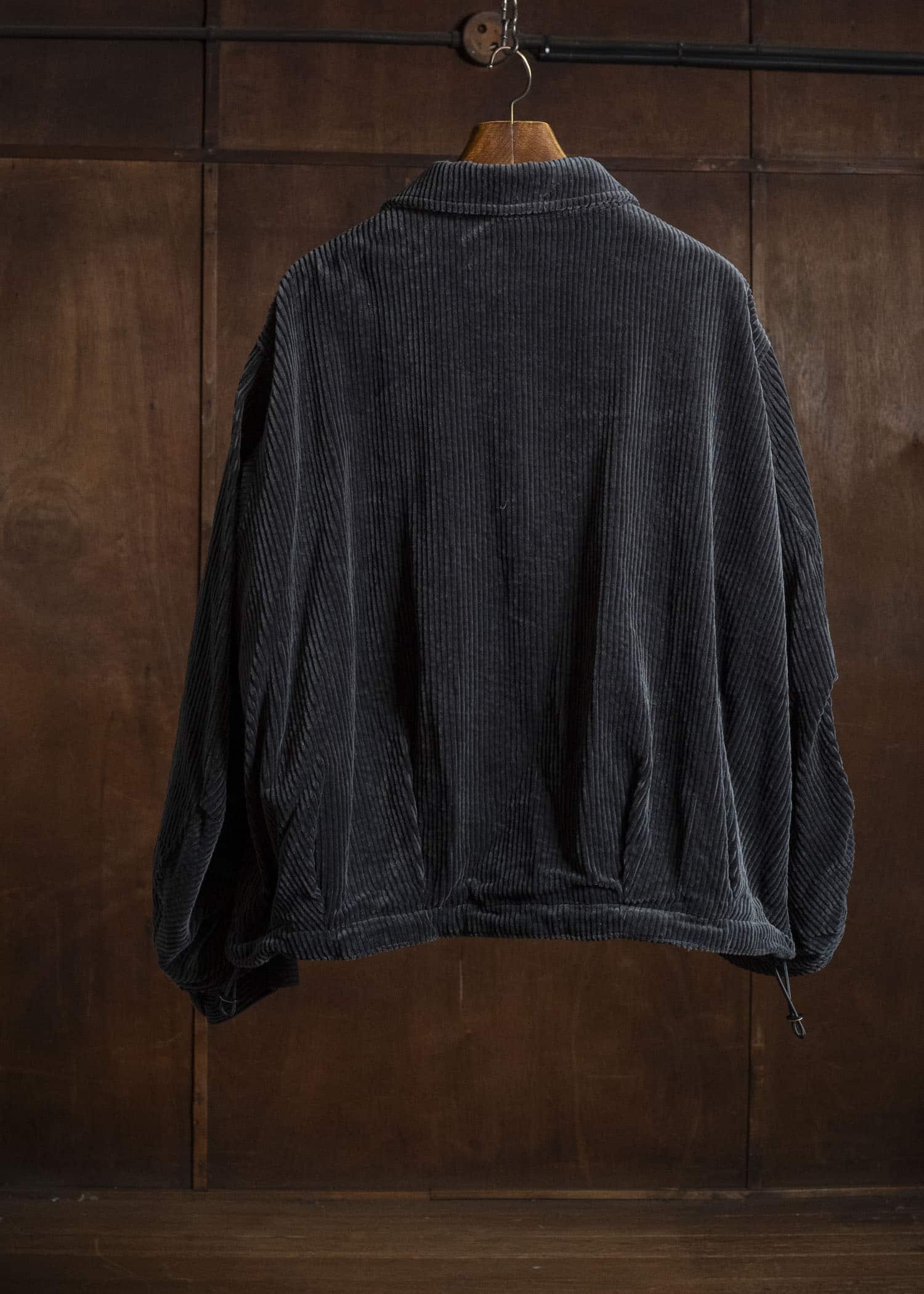 KLASICA 26F-BRZ-D79 IRWELL -cd Wide Arm Volume Blouson Iron