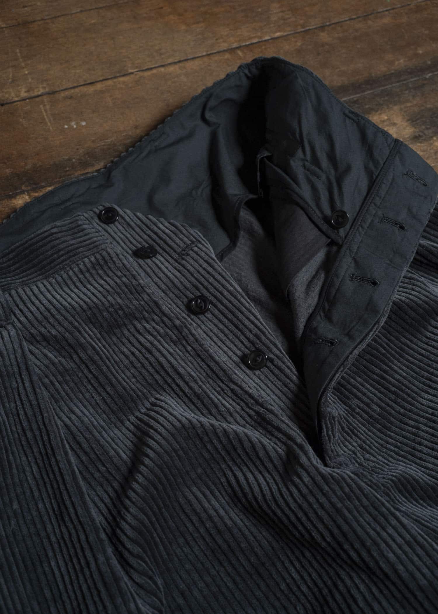 KLASICA 26F-TRS-D82 PACE -sw Wide and Tapered Silent Trousers Iron