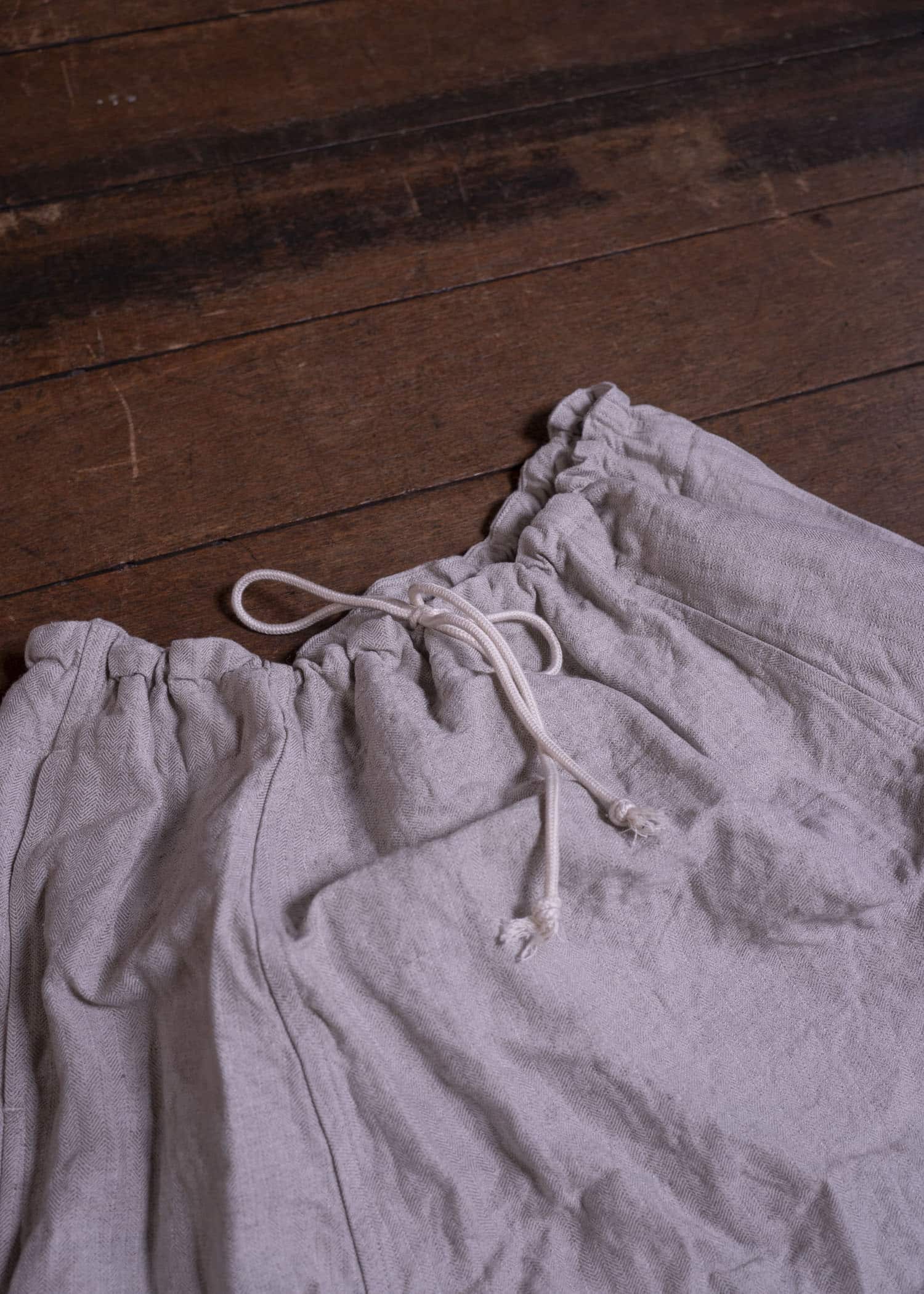 unkruid inmo skirt natural french herringbone