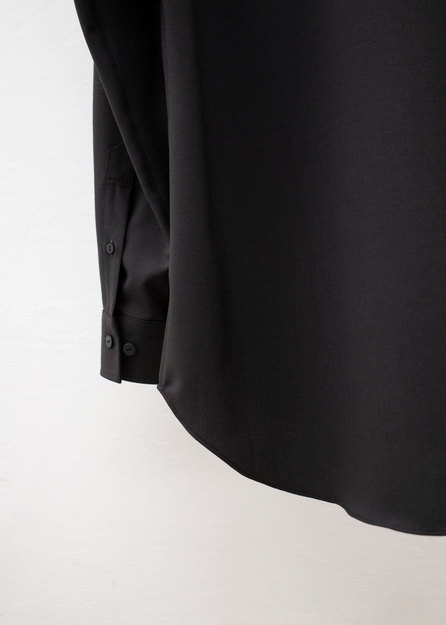 ZIIIN """"""""BEARSLEY"""""""" LONG POINT COLLAR SHIRT / DARK BROWN