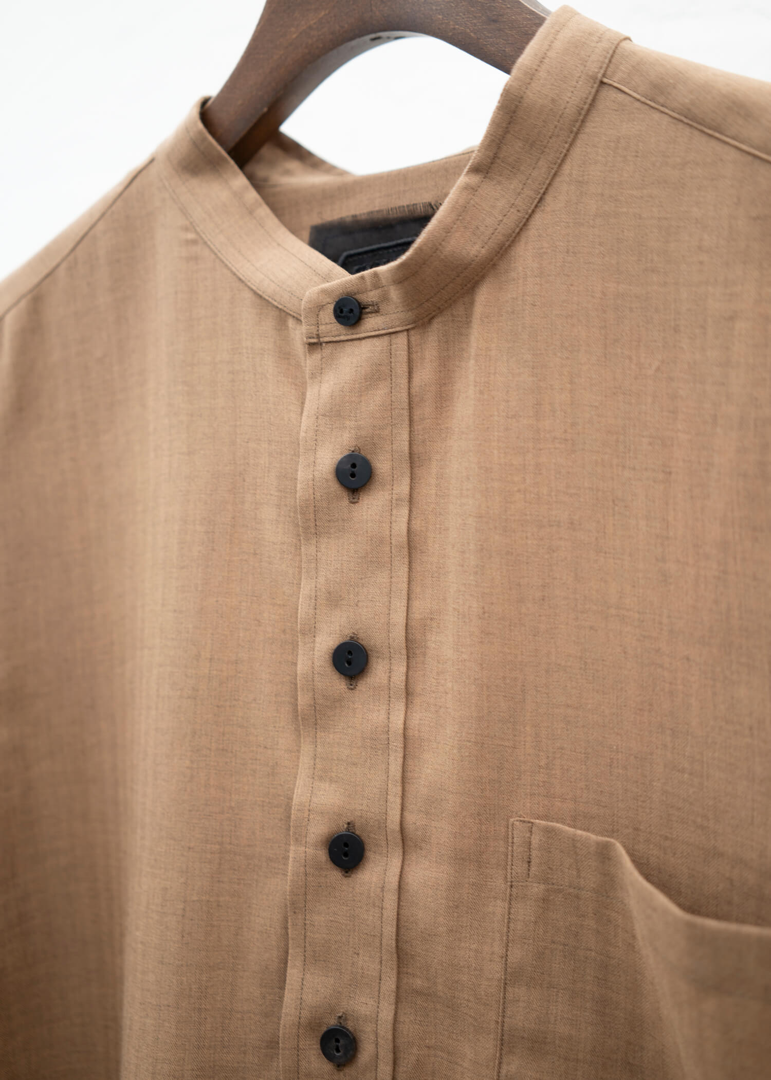 ZIIIN KOHBOU HENRY NECK SHIRT / TWILL HERRINBONE