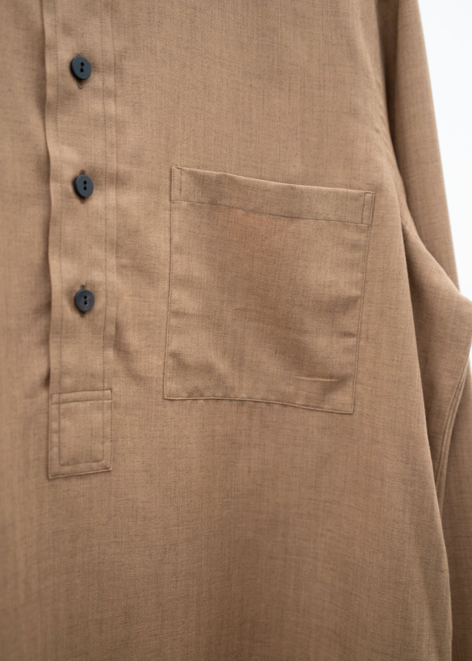 ZIIIN """"""""KOHBOU"""""""" HENRY NECK SHIRT / TWILL HERRINBONE