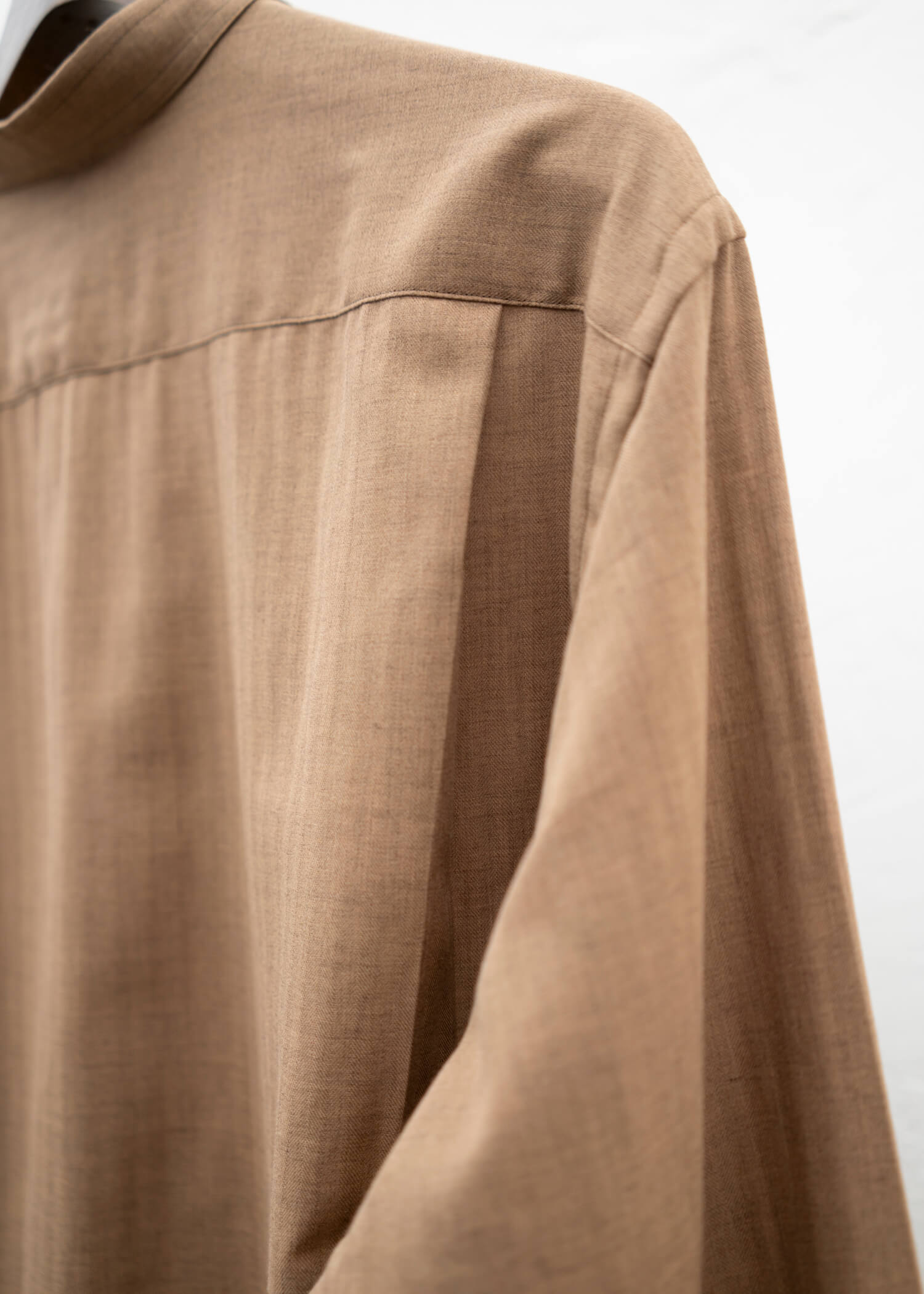 ZIIIN KOHBOU HENRY NECK SHIRT / TWILL HERRINBONE
