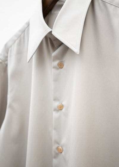 ZIIIN """"""""BEARSLEY"""""""" LONG POINT COLLAR SHIRT / GREIGE