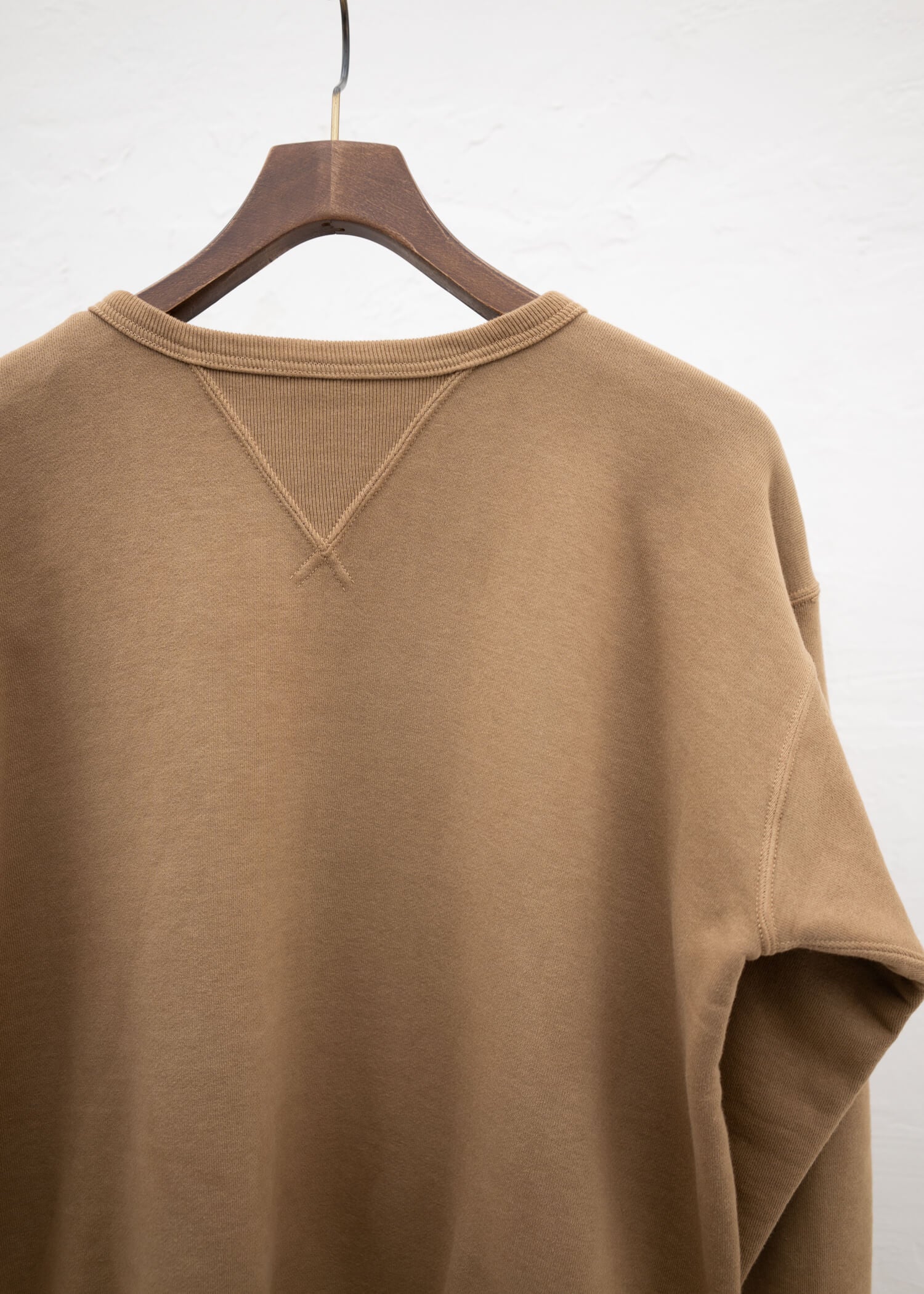 Taiga Takahashi LOT .603 SWEAT SHIRT CAMEL