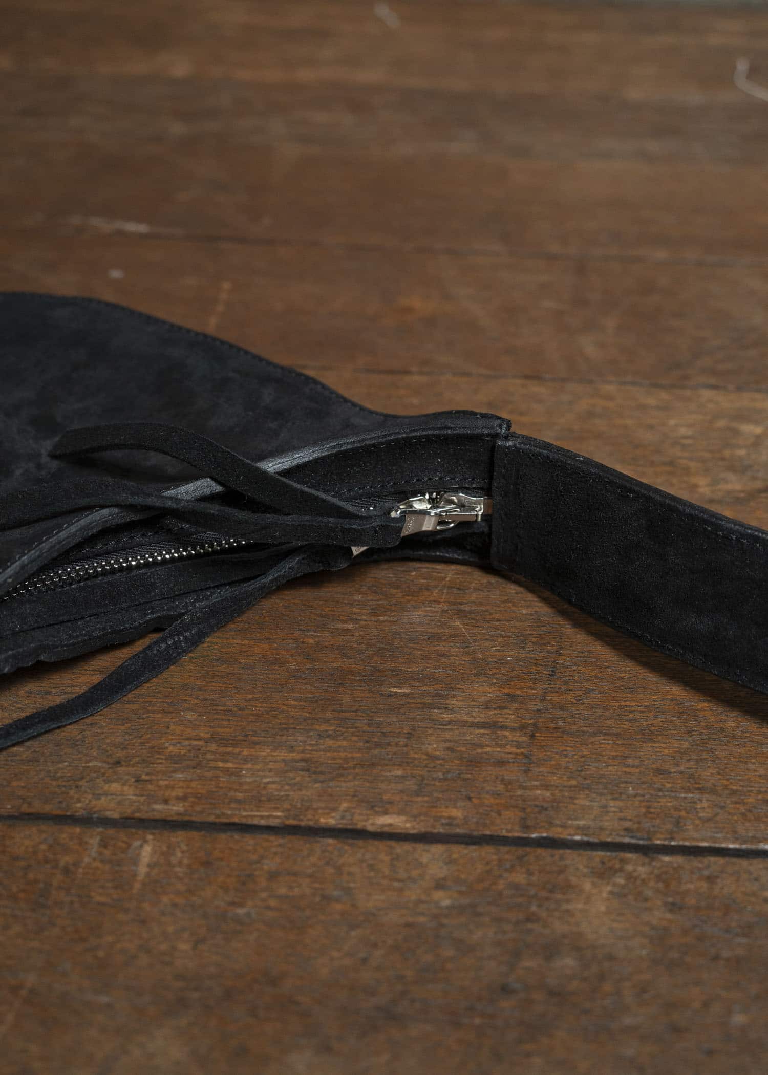 Professor.E CORDOVAN CROSSBODY BAG BLACK 25FW-ACC-FM-04