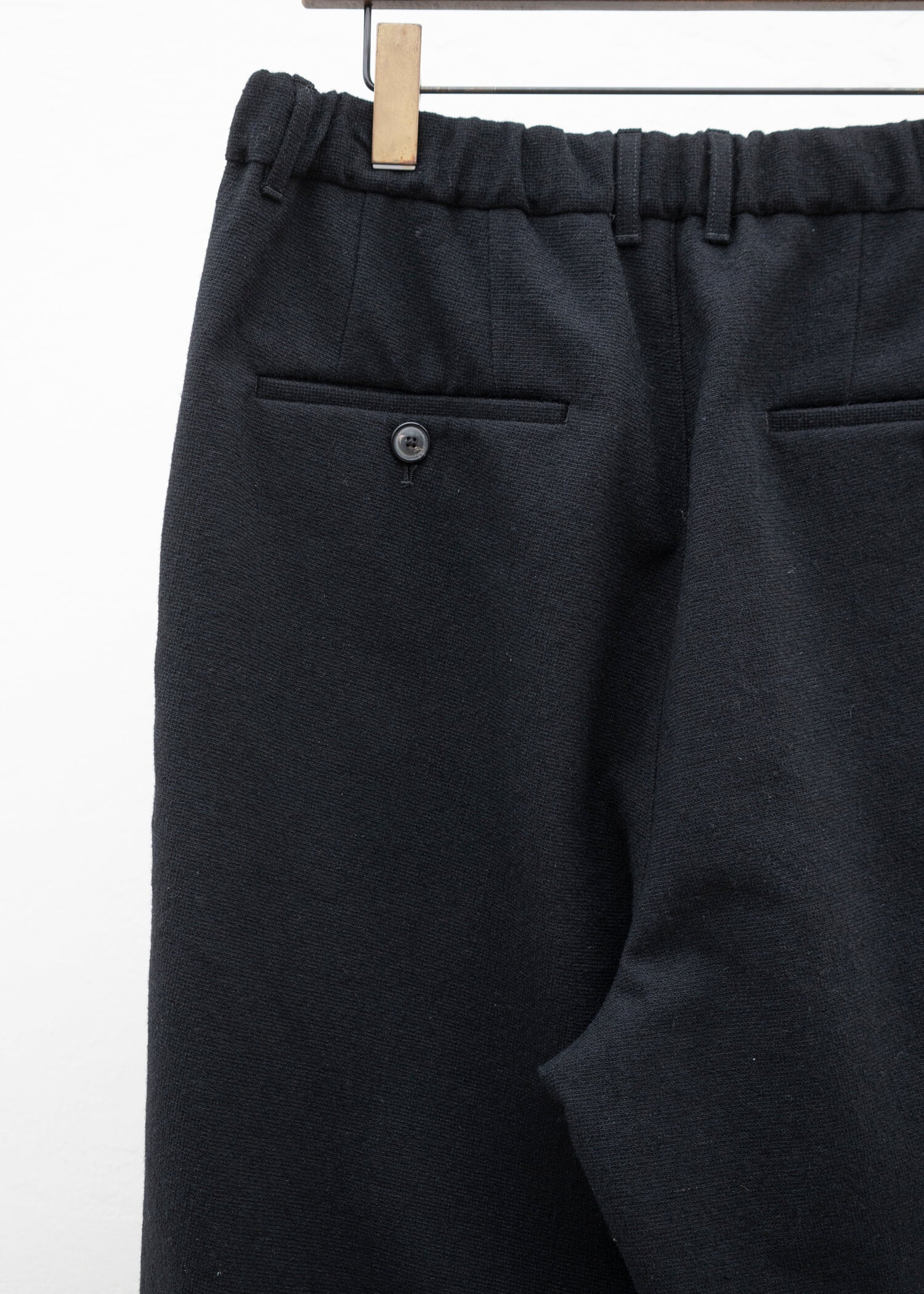 YOKO SAKAMOTO TWEED TAPERED PANTS / BLACK