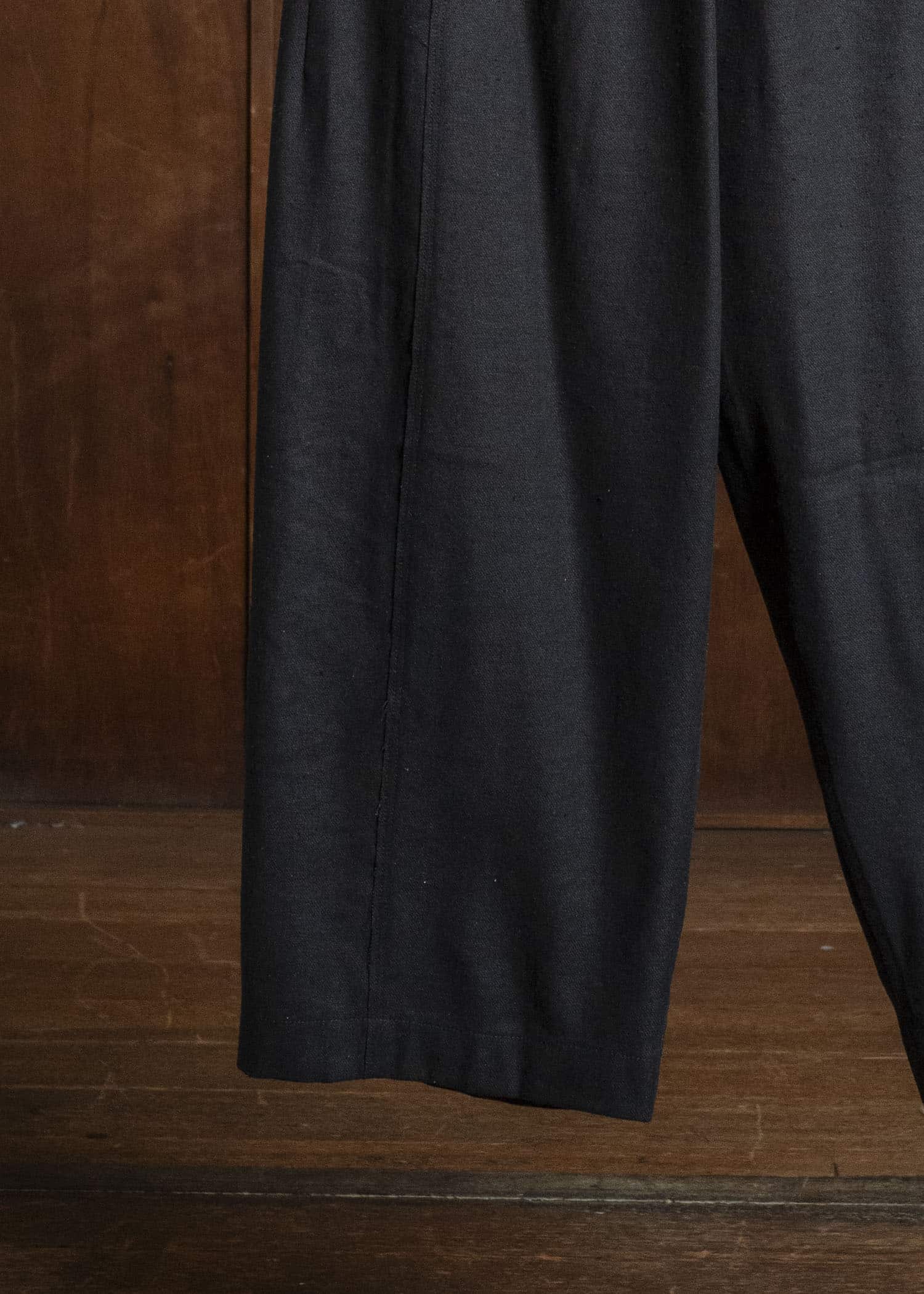 shi shi 26S1P1BK KYU BI-wide straight trousers BK