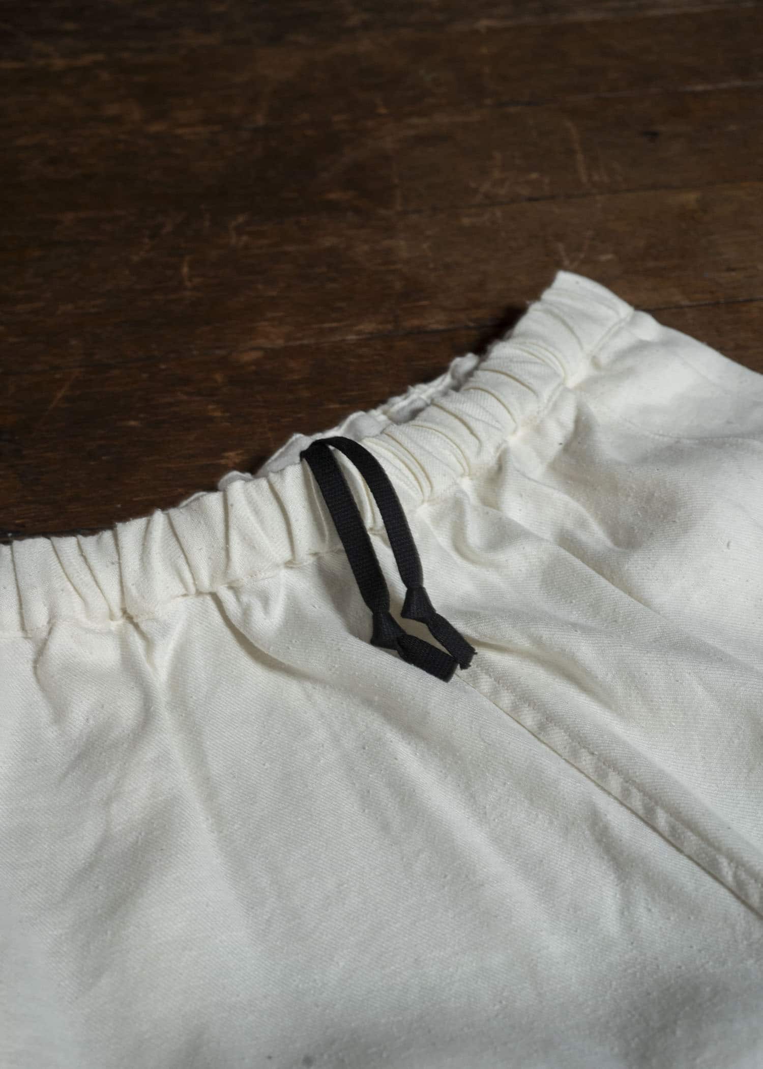 shi shi 26S1P1KN KYU BI-wide straight trousers KN