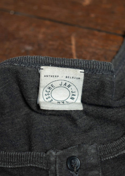 JAN-JAN VAN ESSCHE Henley neck cut and sew