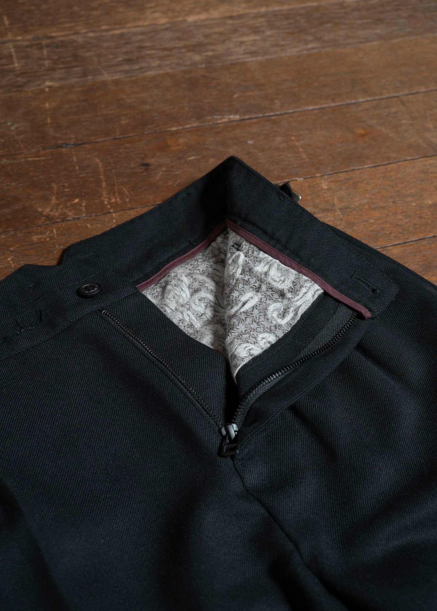 Professor.E DISTRESSED WOOL PANTS BLACK 25FW-PE-TRL-01