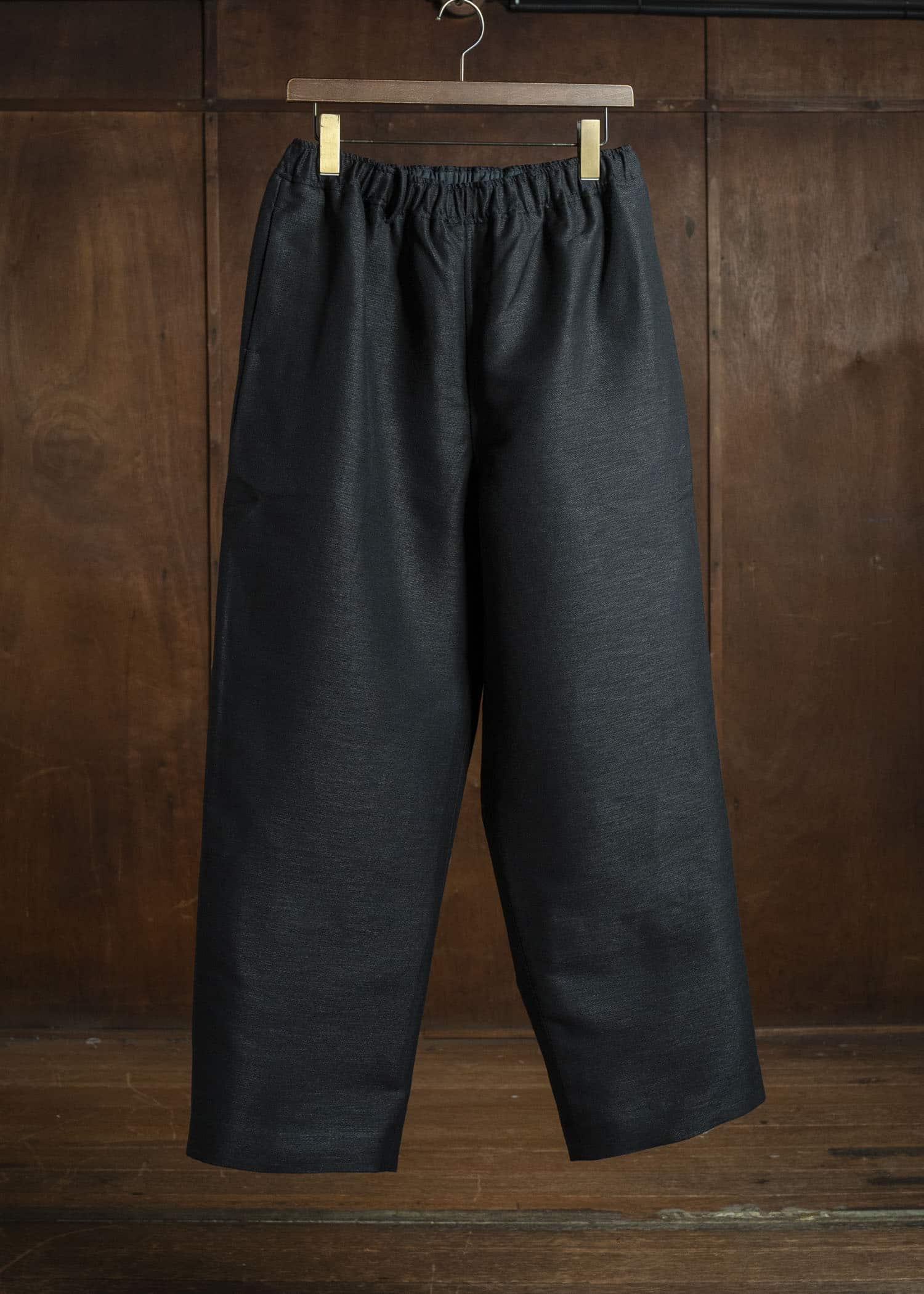 Gorsch 13-2ND-TR03-WH Wool Hemp Easy Trousers Black