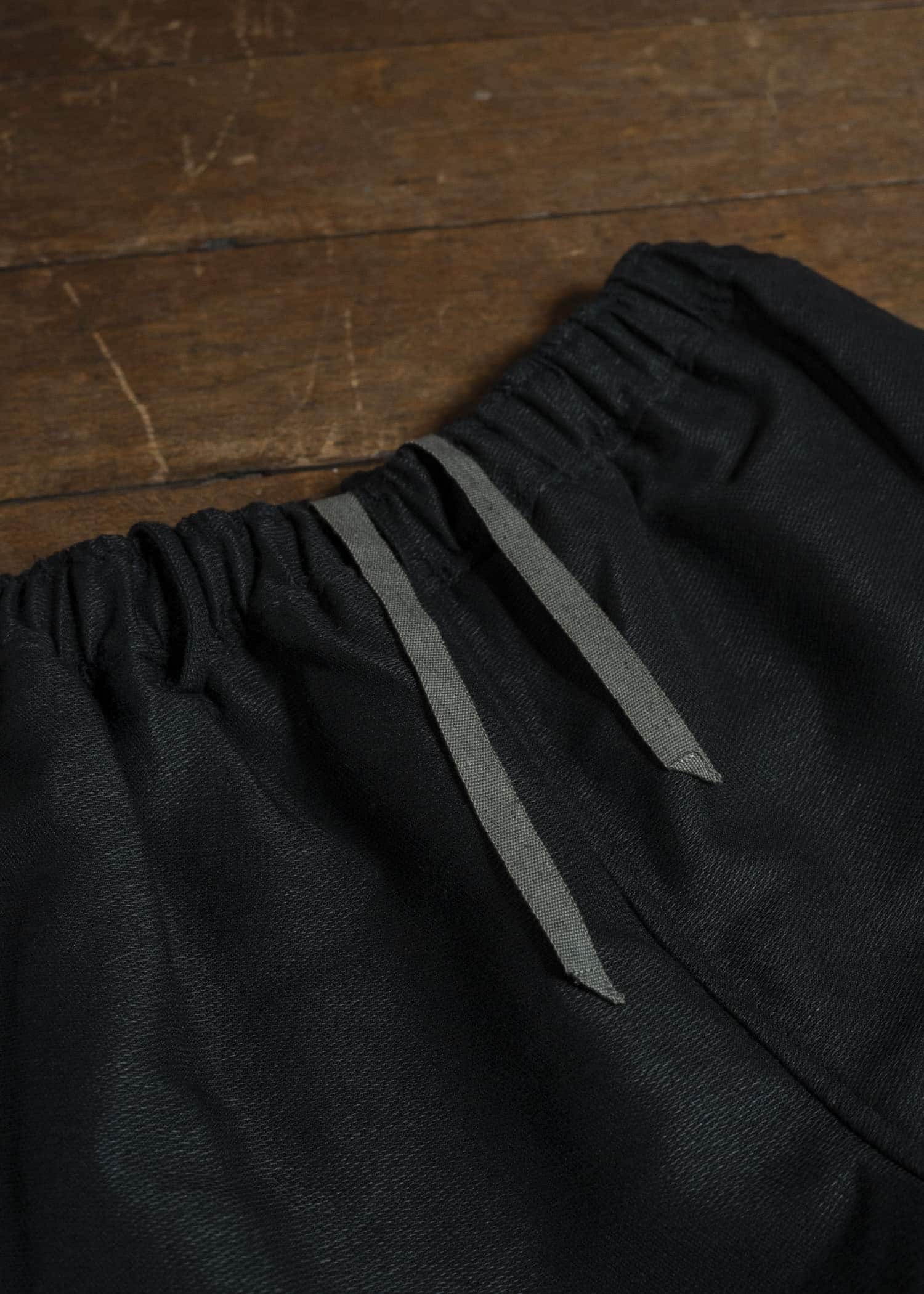 Gorsch 13-2ND-TR03-WH Wool Hemp Easy Trousers Black