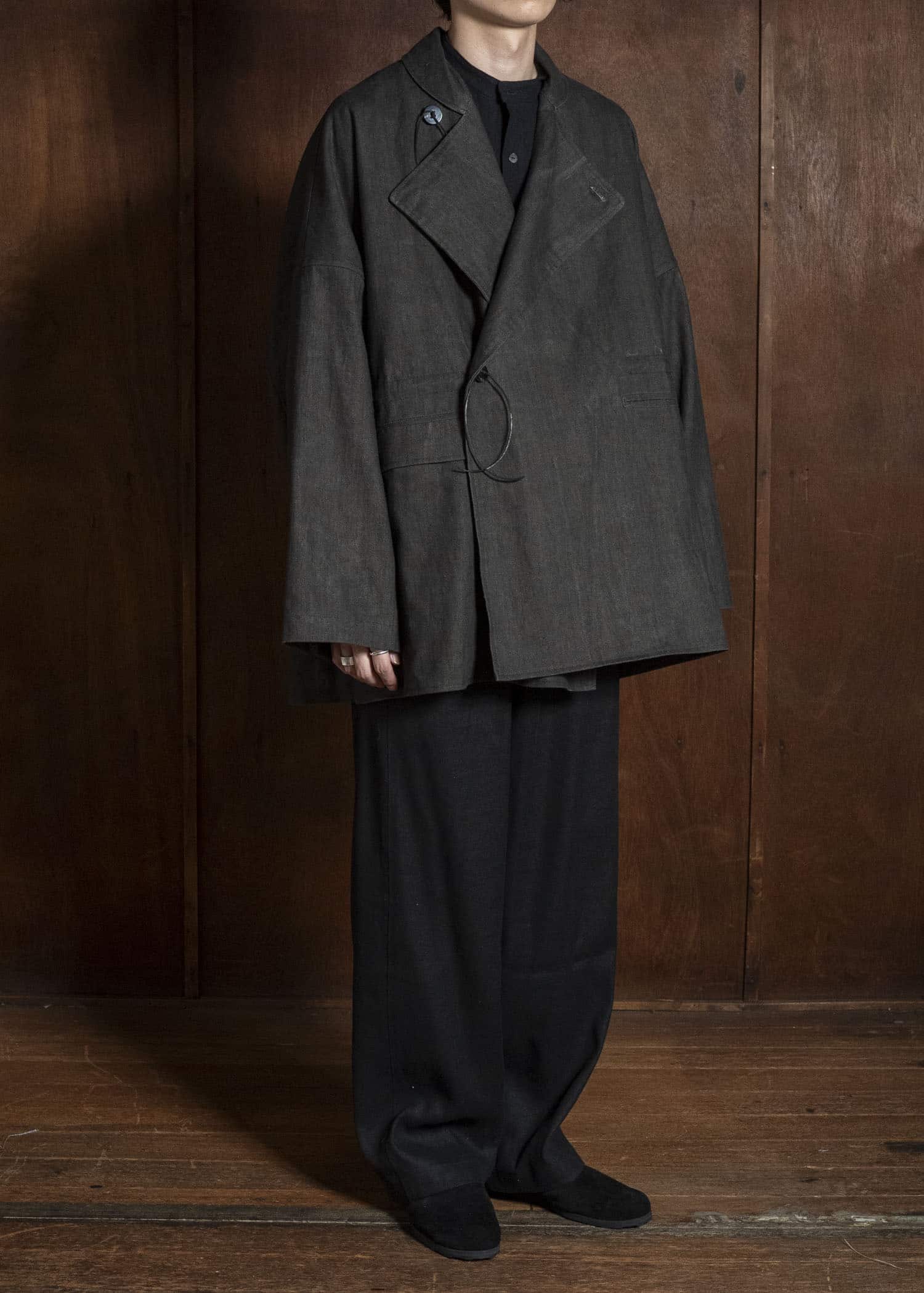 shi shi 26S1P1BK KYU BI-wide straight trousers BK