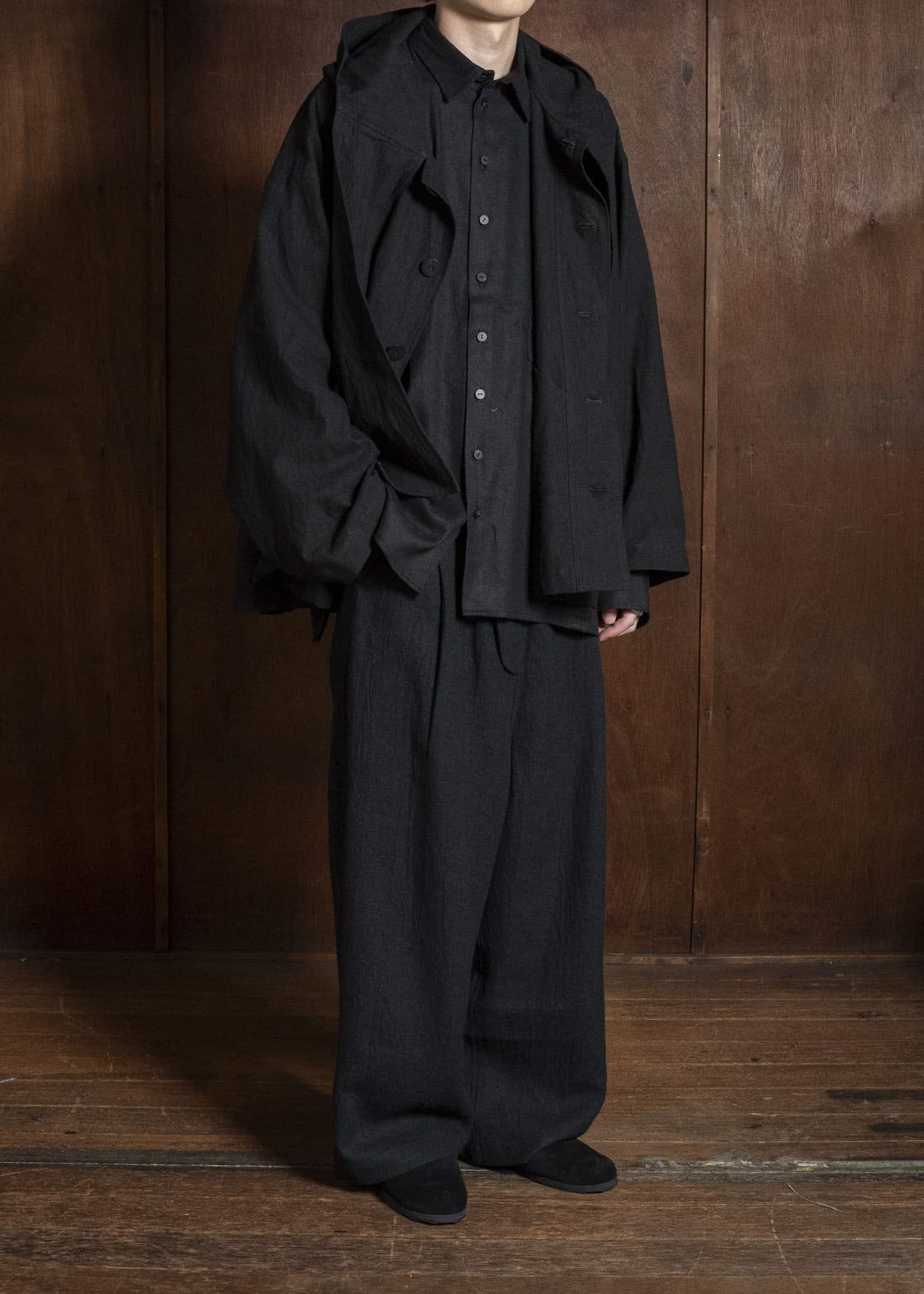 shi shi 26S2P2BK OGRE-wide tapered trousers BK