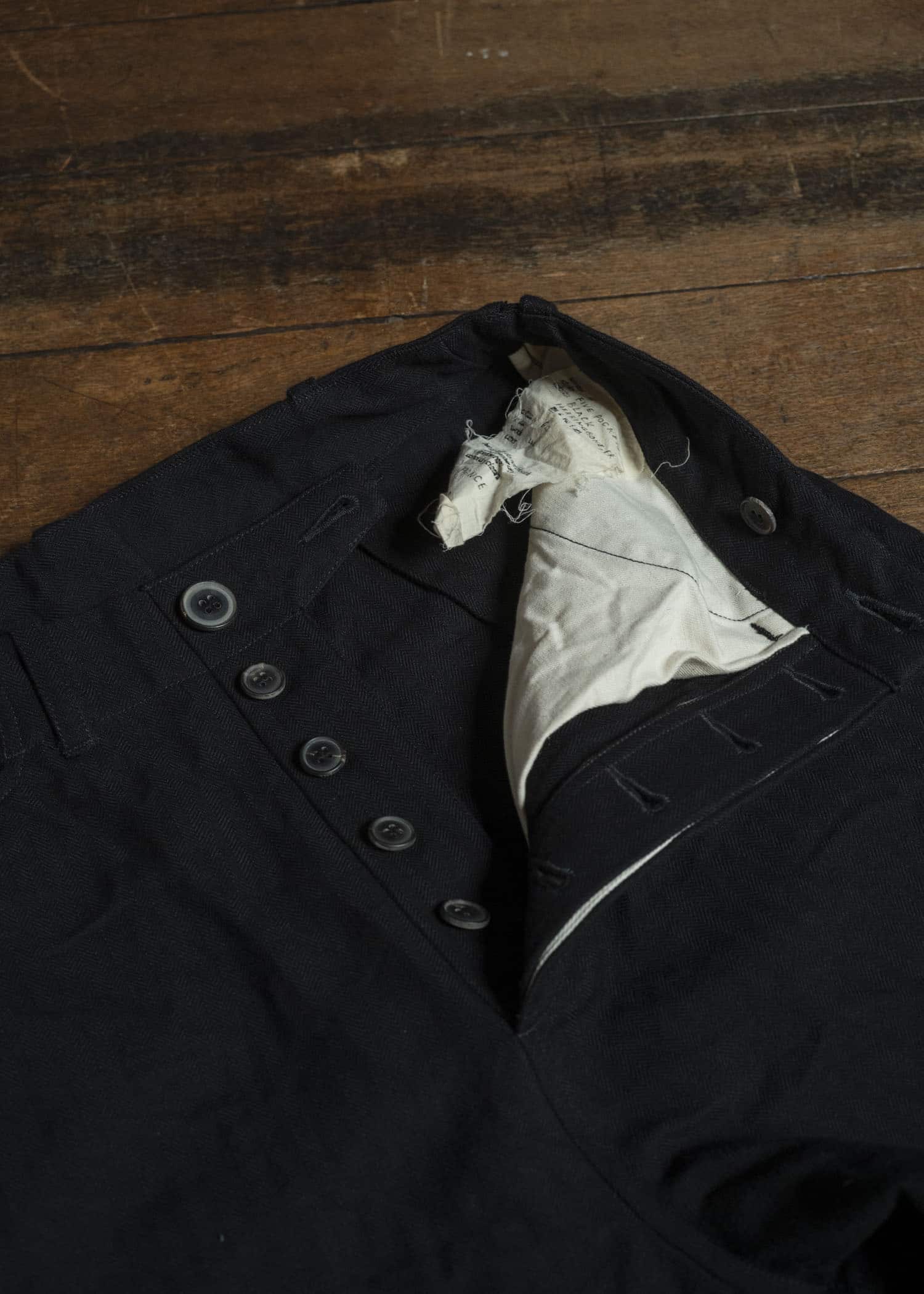 unkruid five pockets black herringbone