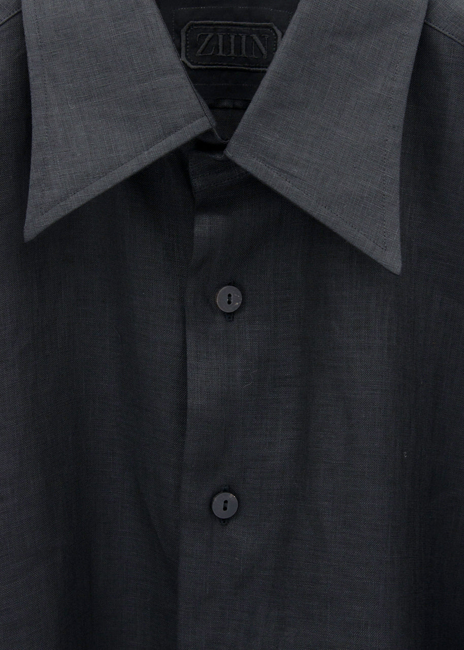ZIIIN BEARSLEY""""LONG POINT COLLAR SHIRT / BLACK