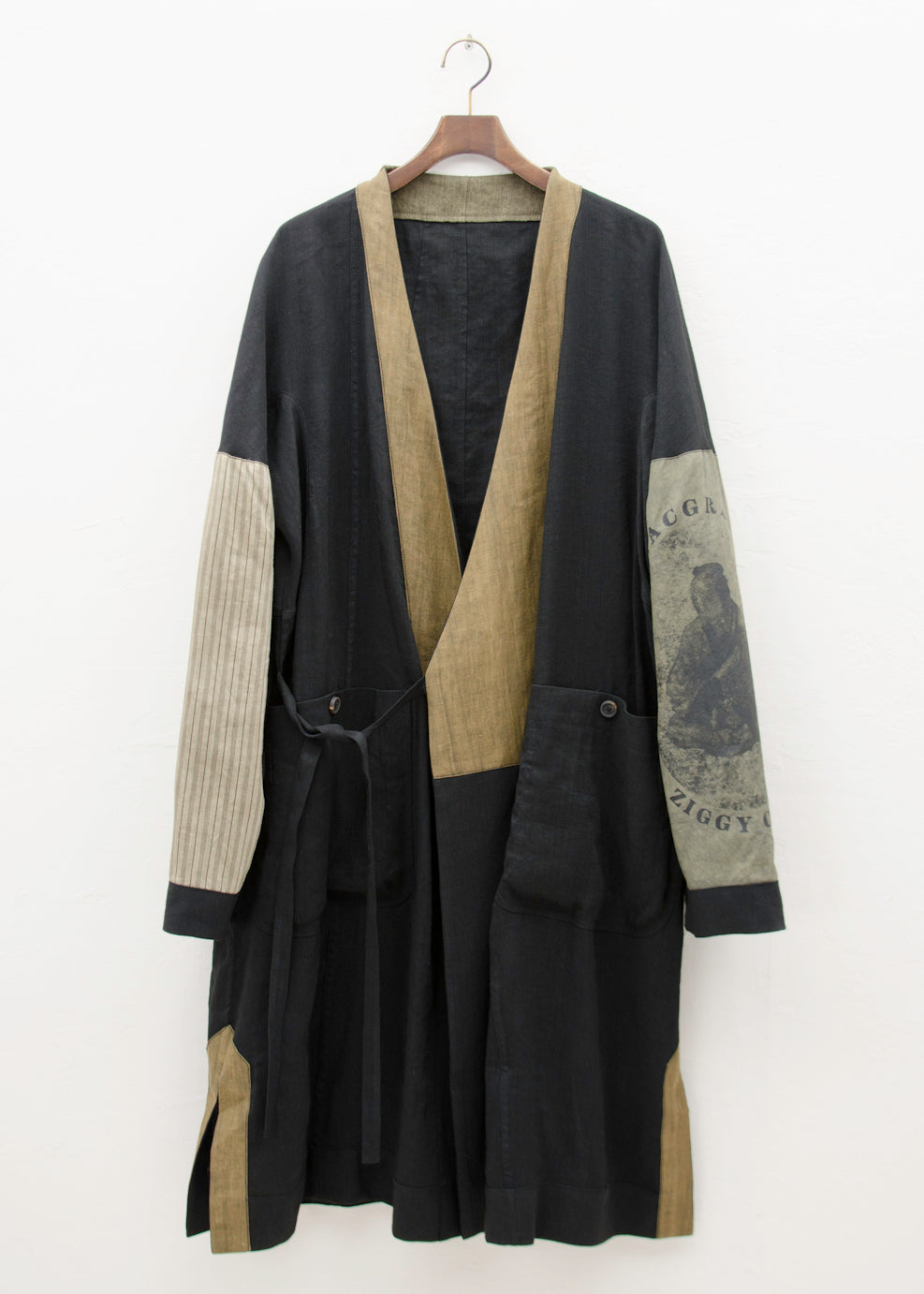 ZIGGY CHEN REVERSIBLE LONG ROBE