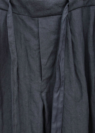 ZIIIN "DARMA" 3 TUCK WIDE PANT / BLACK